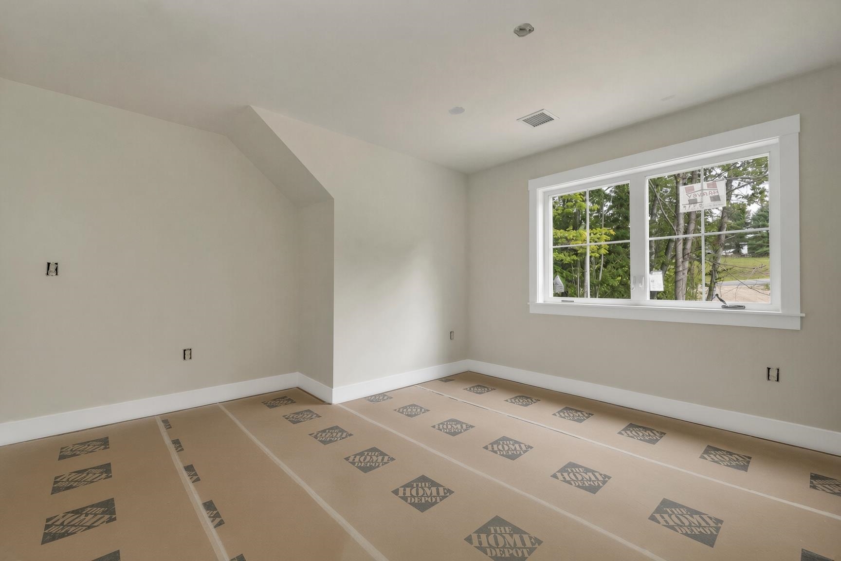 29 Hemlock Drive Property Photo 8