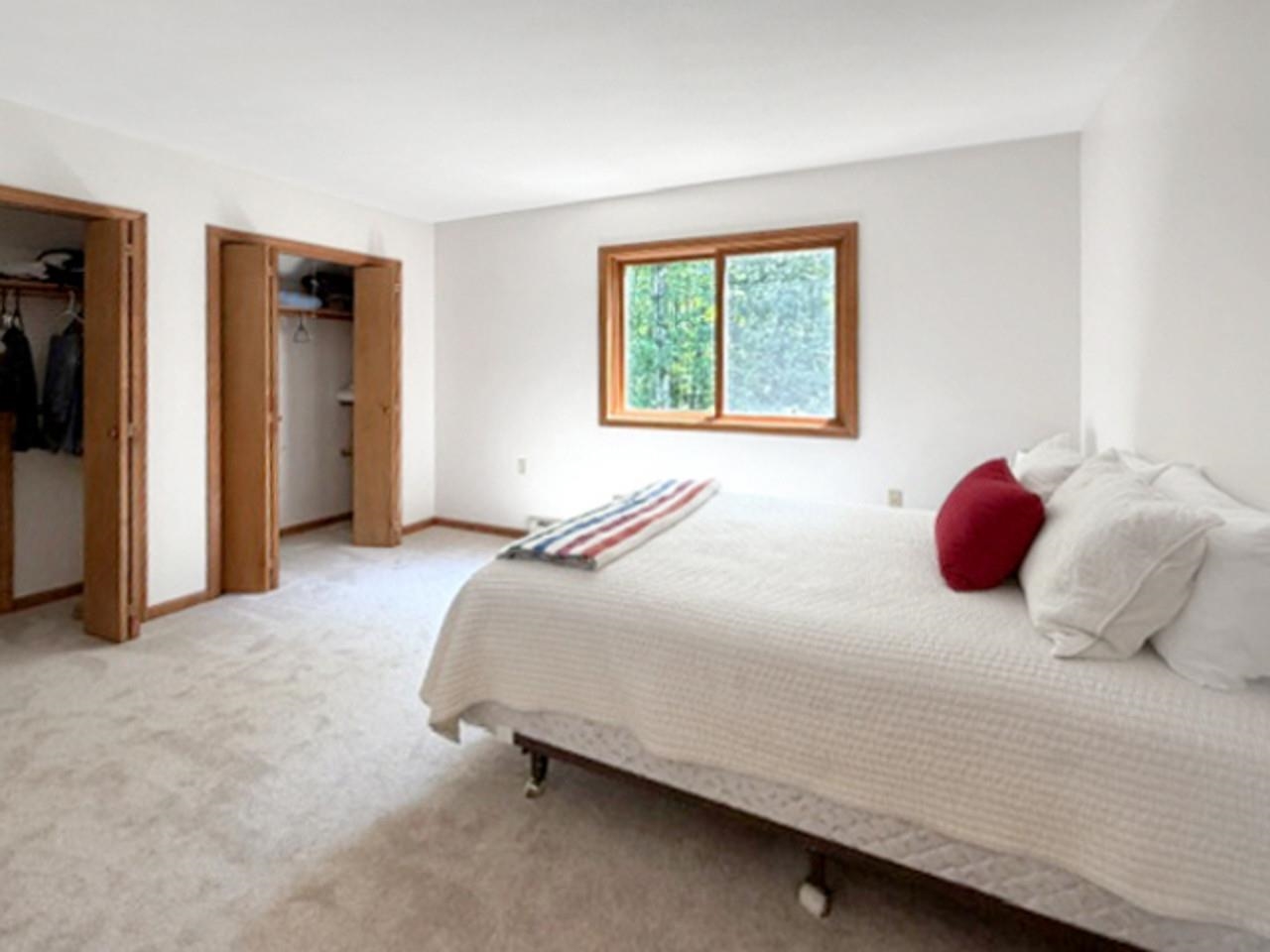 19 Mountain Road Property Photo 6