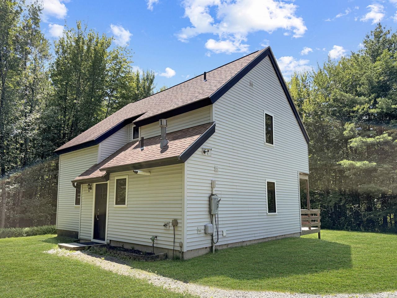 19 Mountain Road Property Photo 11