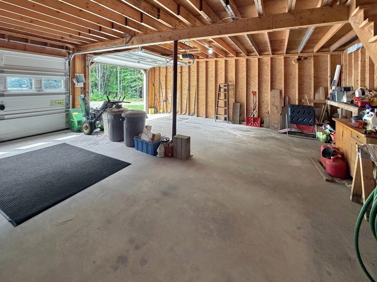 19 Mountain Road Property Photo 13