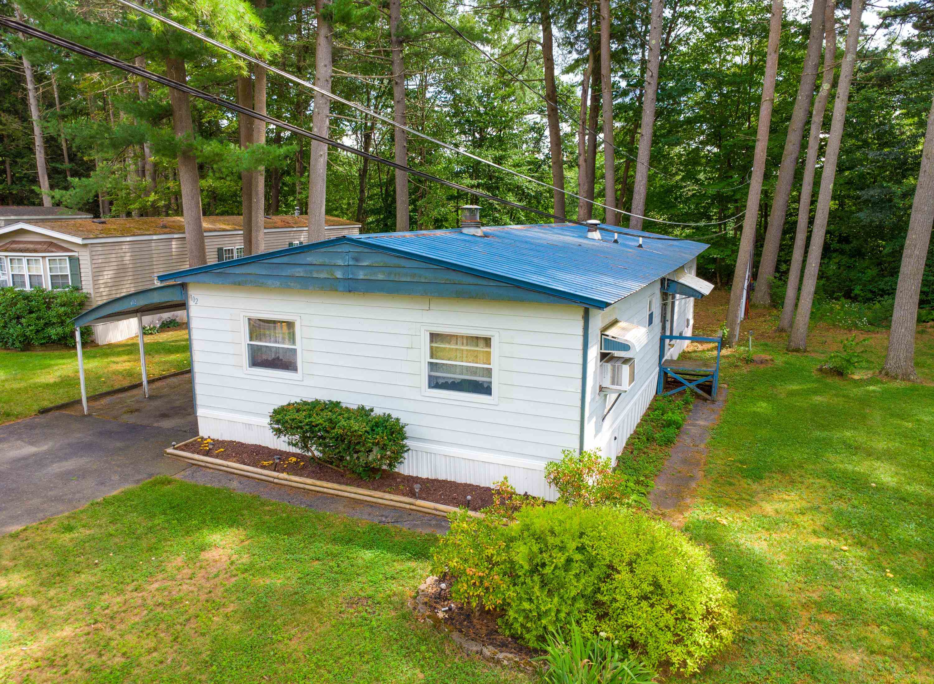 102 Sparrow Street Property Photo 1