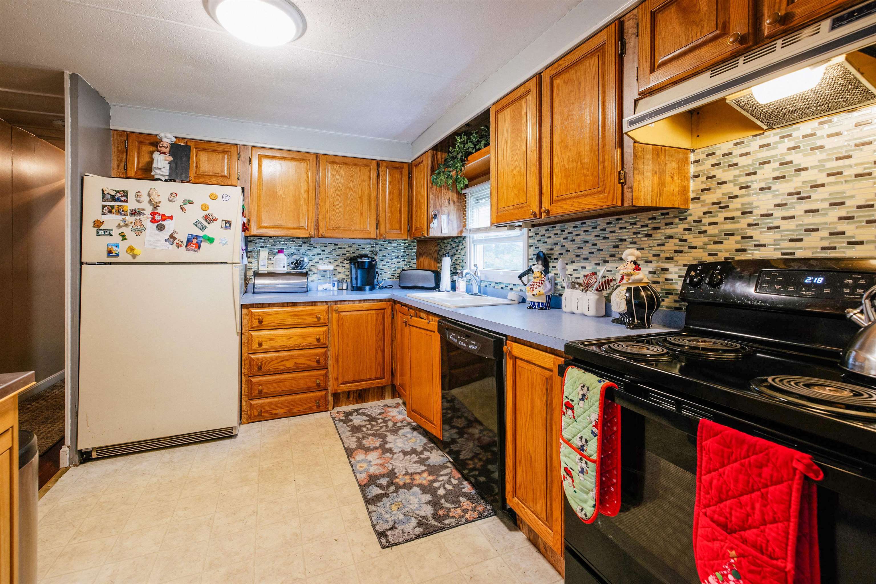102 Sparrow Street Property Photo 10