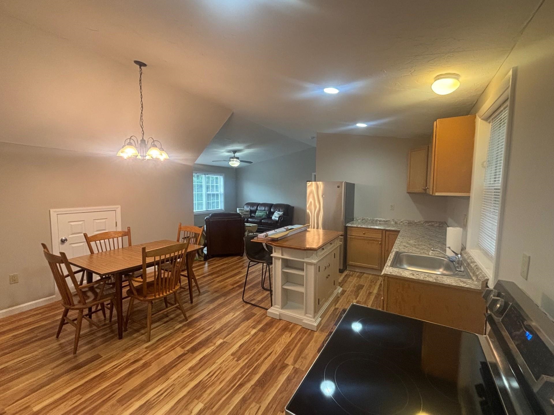 25 Lang Street Property Photo 3
