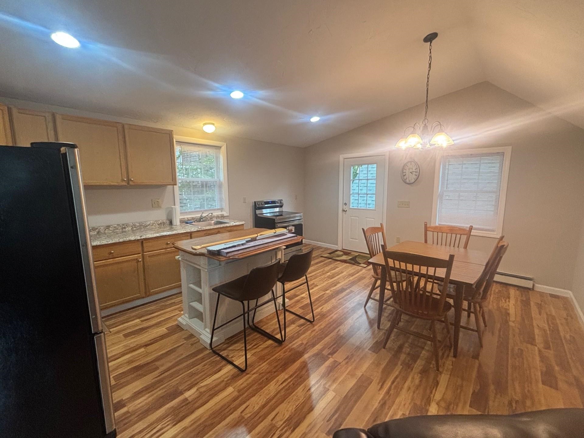 25 Lang Street Property Photo 6
