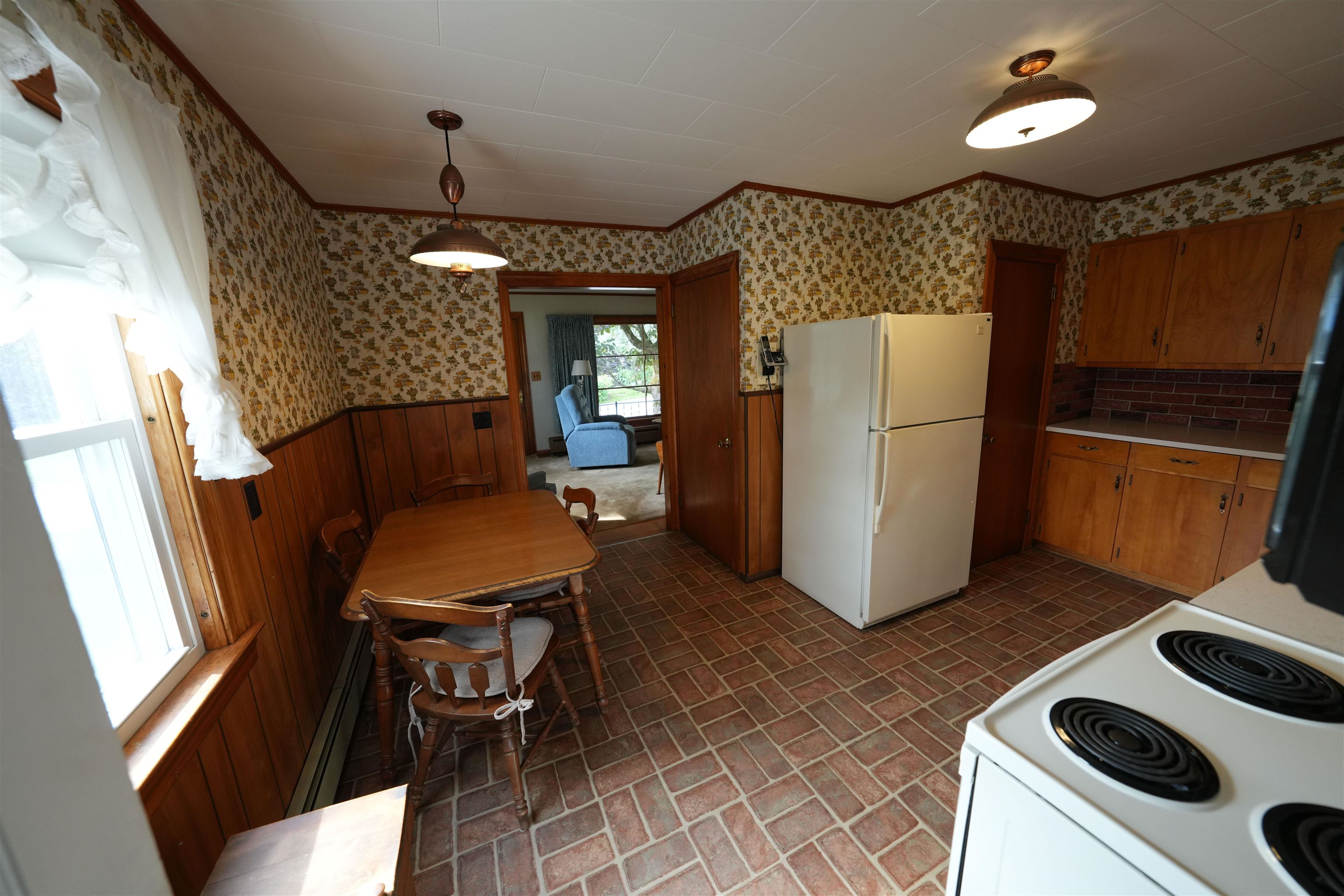 7 Hyde Street Property Photo 8