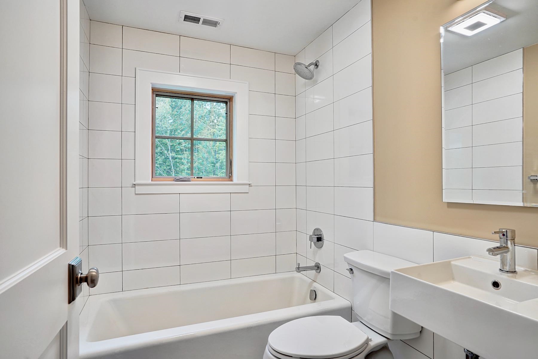 59 Central Road Property Photo 13