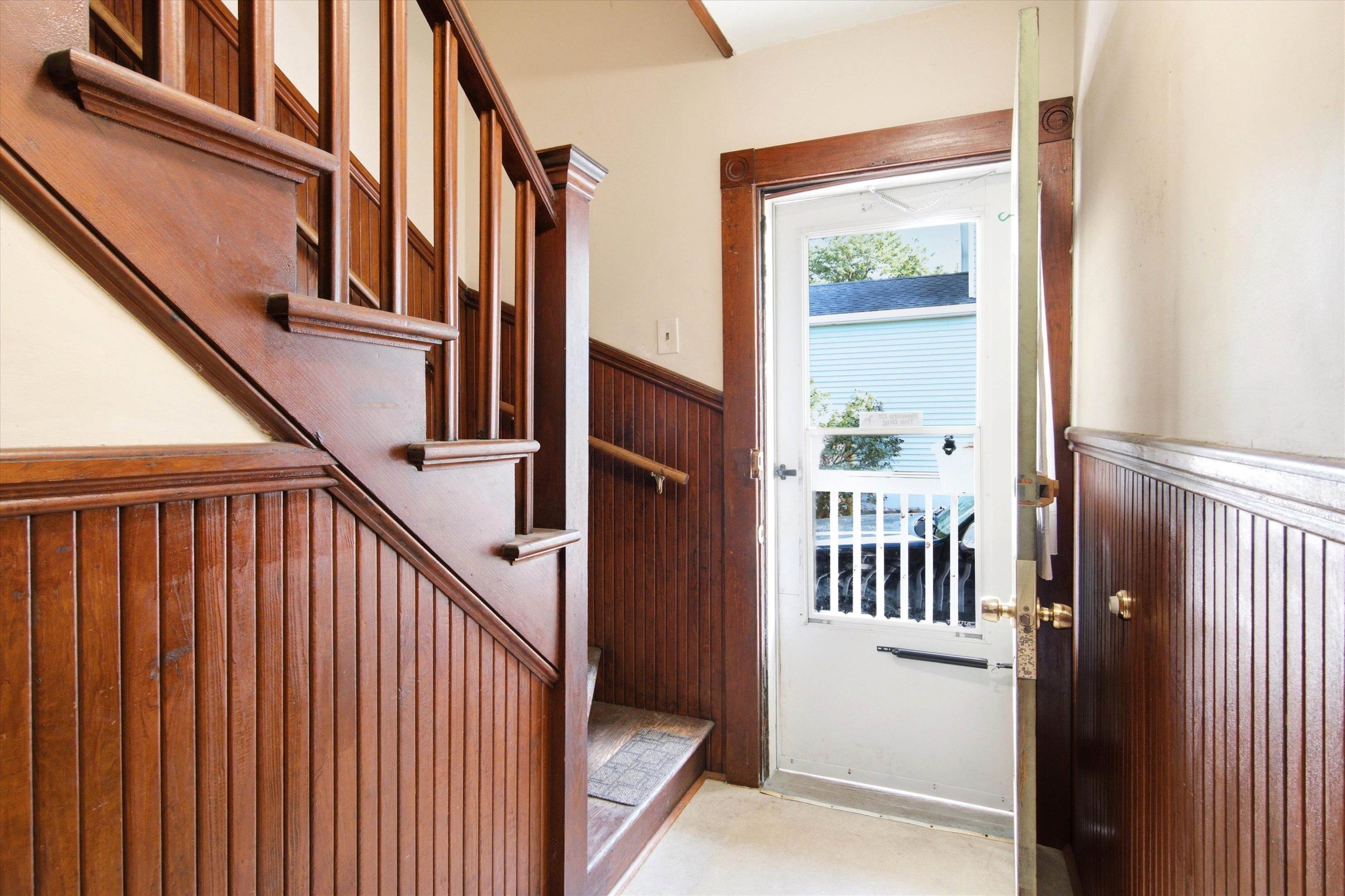 735 Belmont Street Property Photo 10