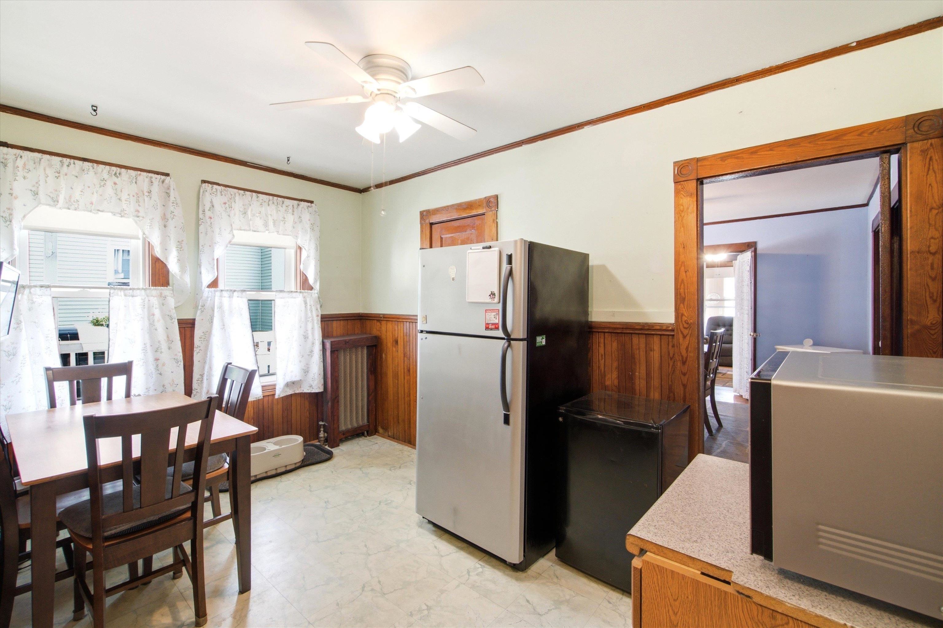 735 Belmont Street Property Photo 12