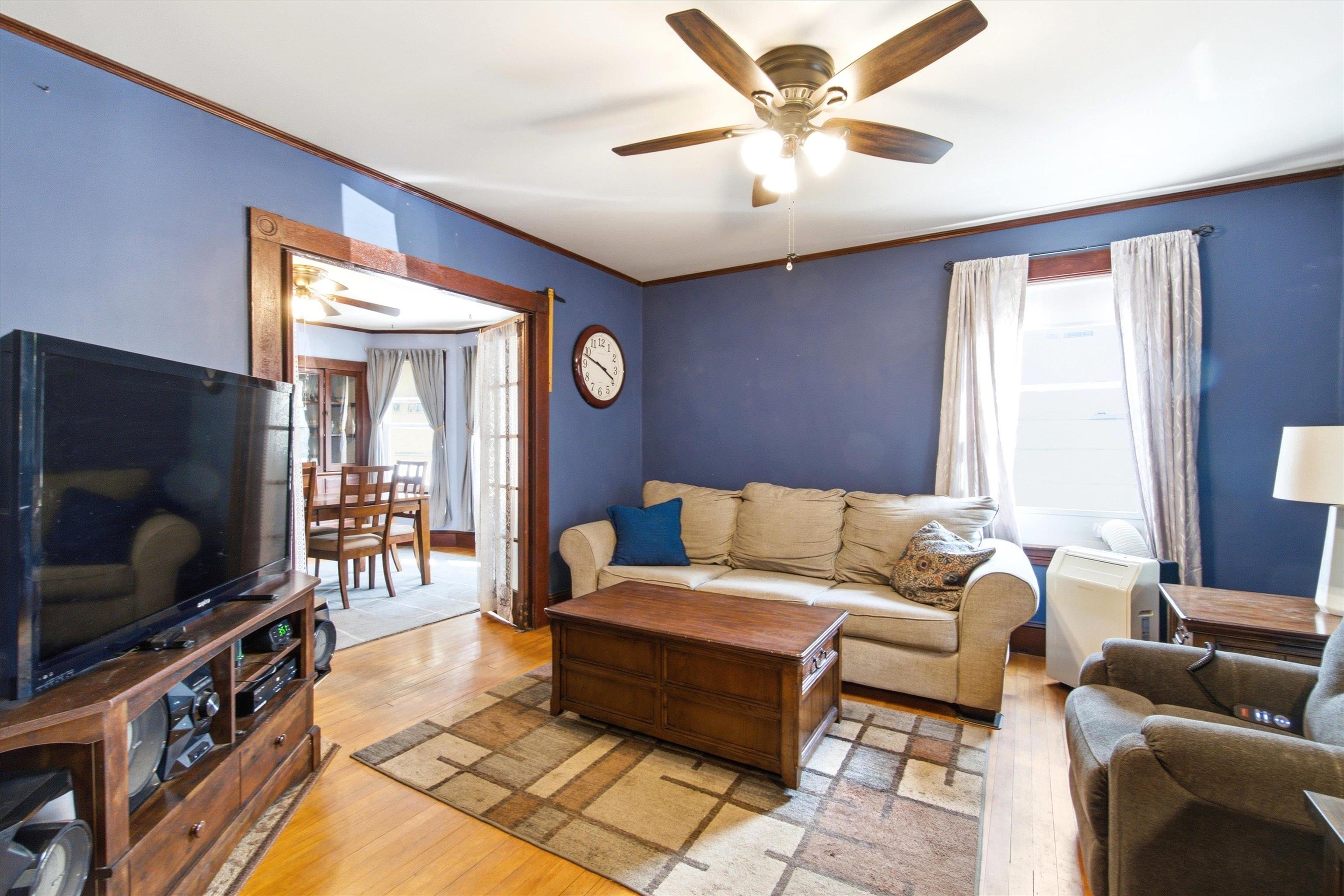 735 Belmont Street Property Photo 17