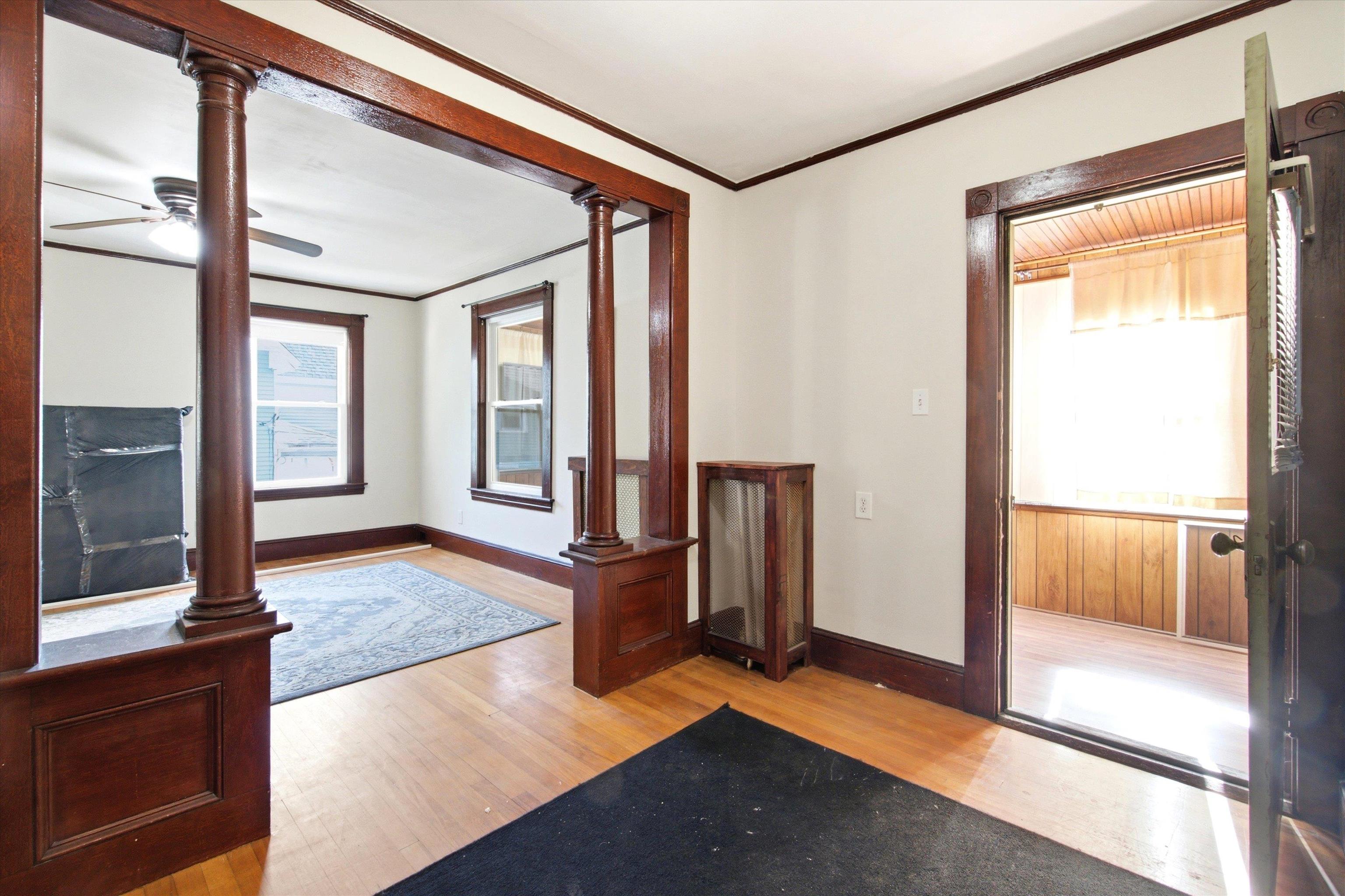 735 Belmont Street Property Photo 35