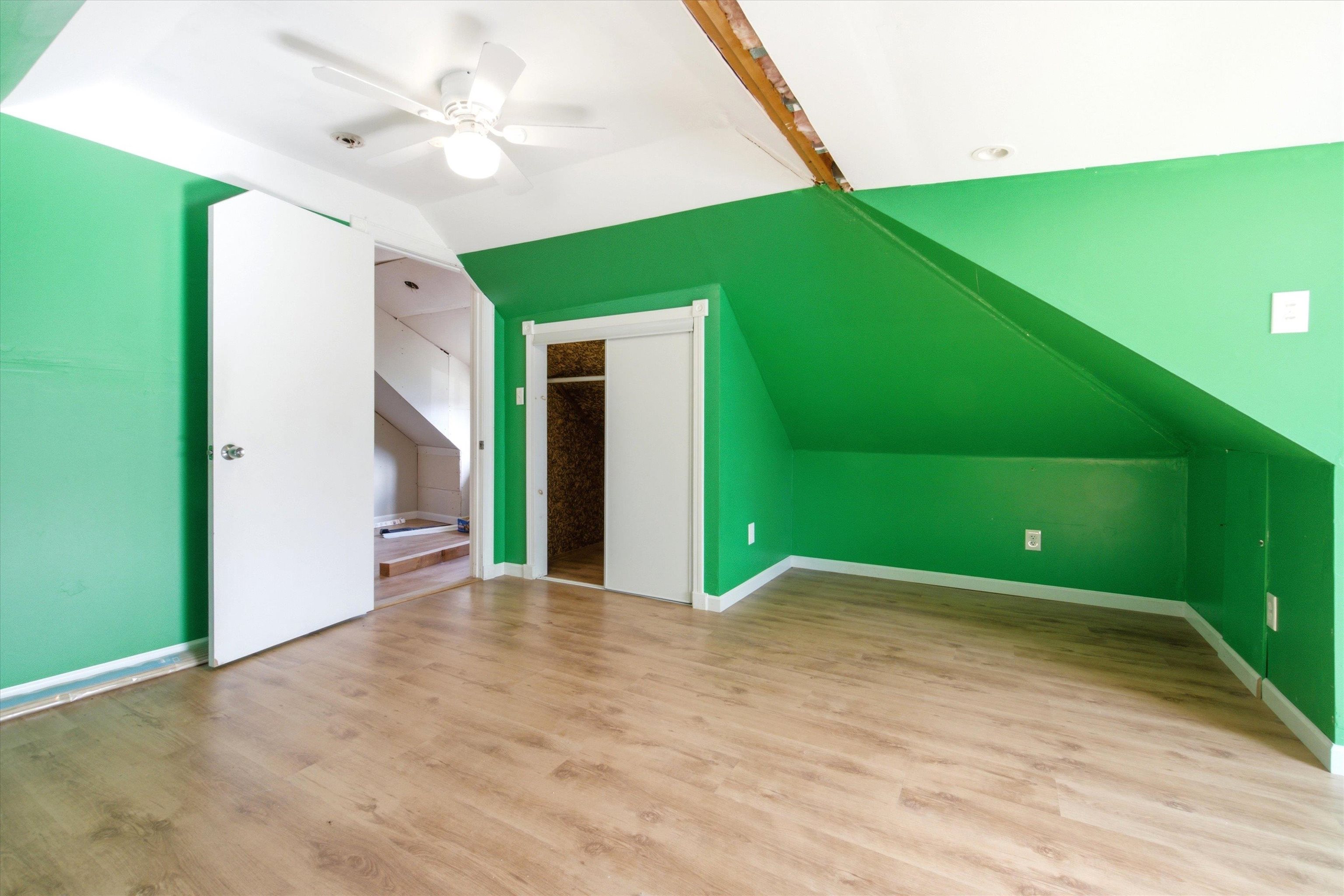 735 Belmont Street Property Photo 43