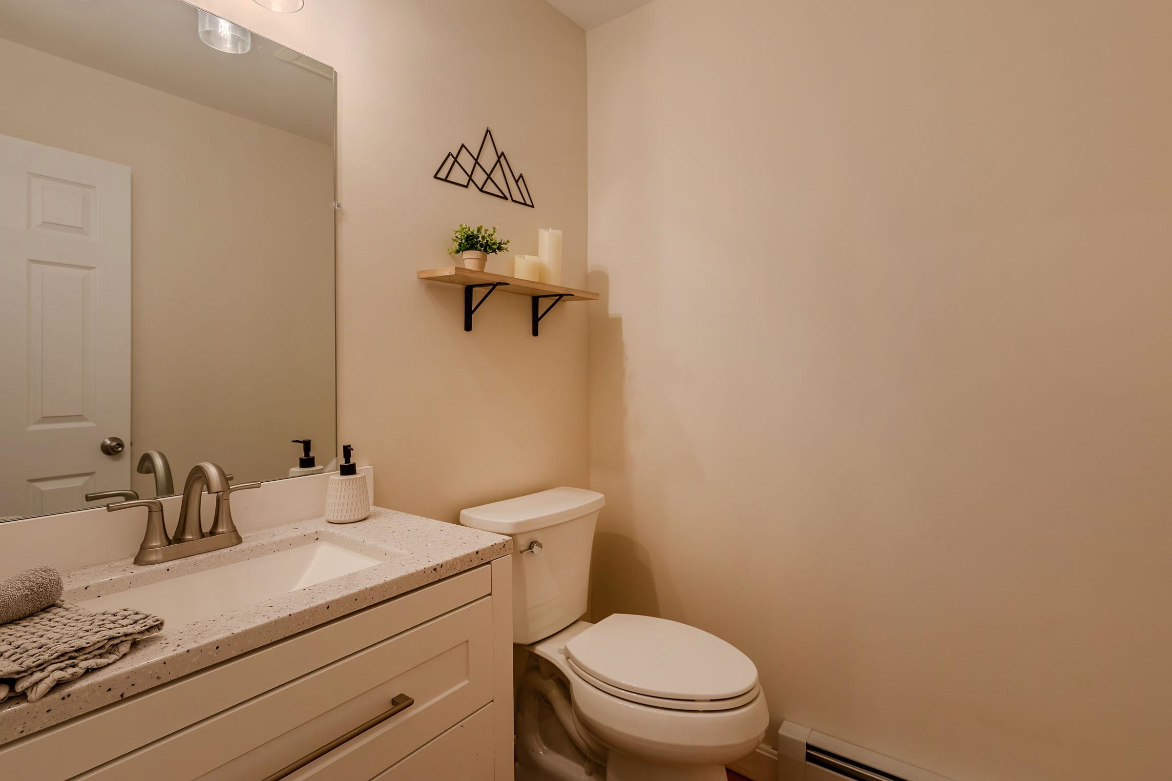 717 Horsenail Hill Road Property Photo 14