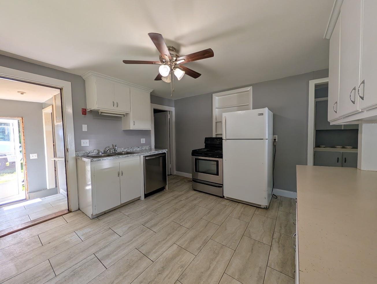 65 Perry Road Property Photo 6