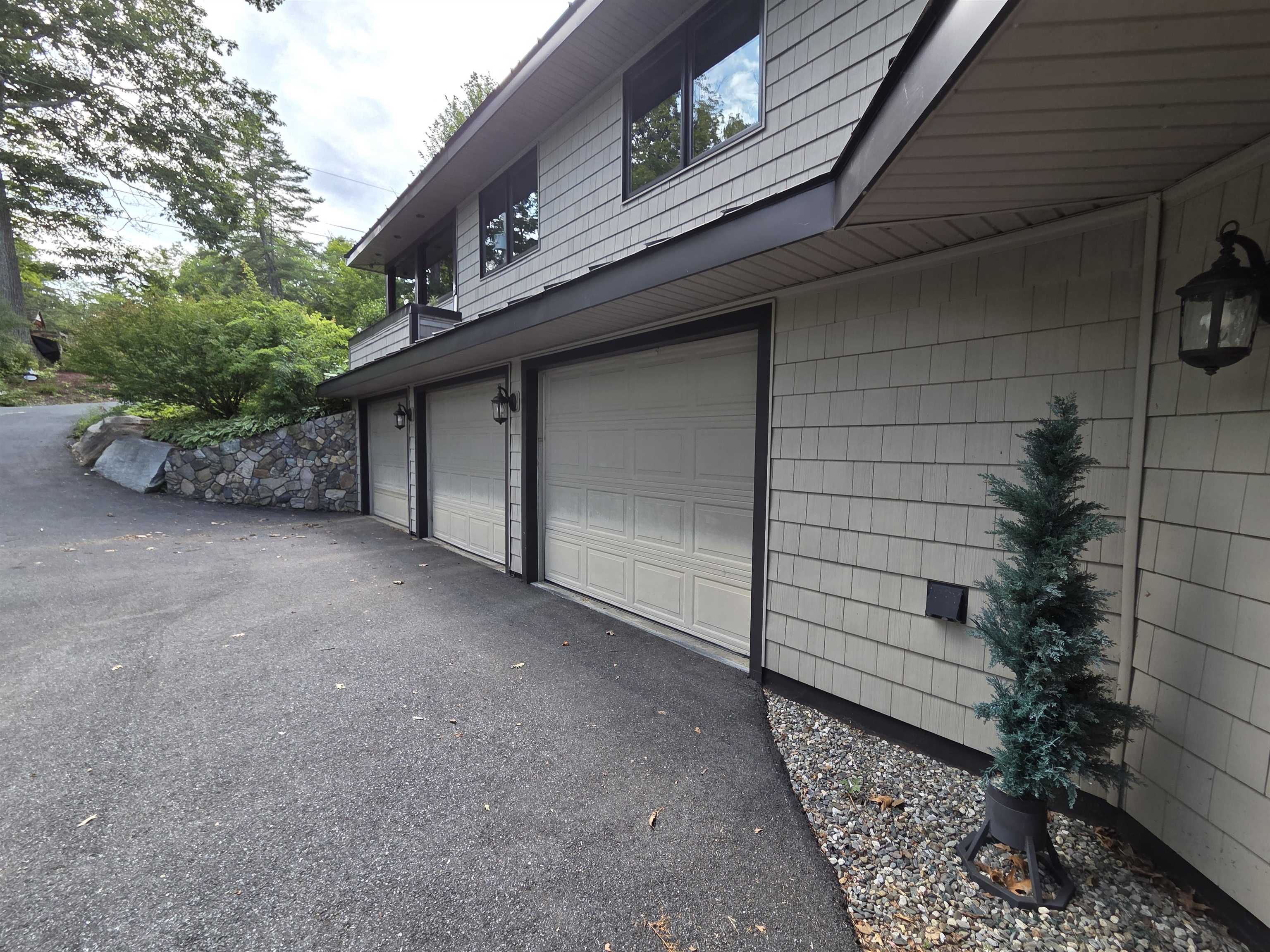 20 Bonardi Drive Property Photo 5