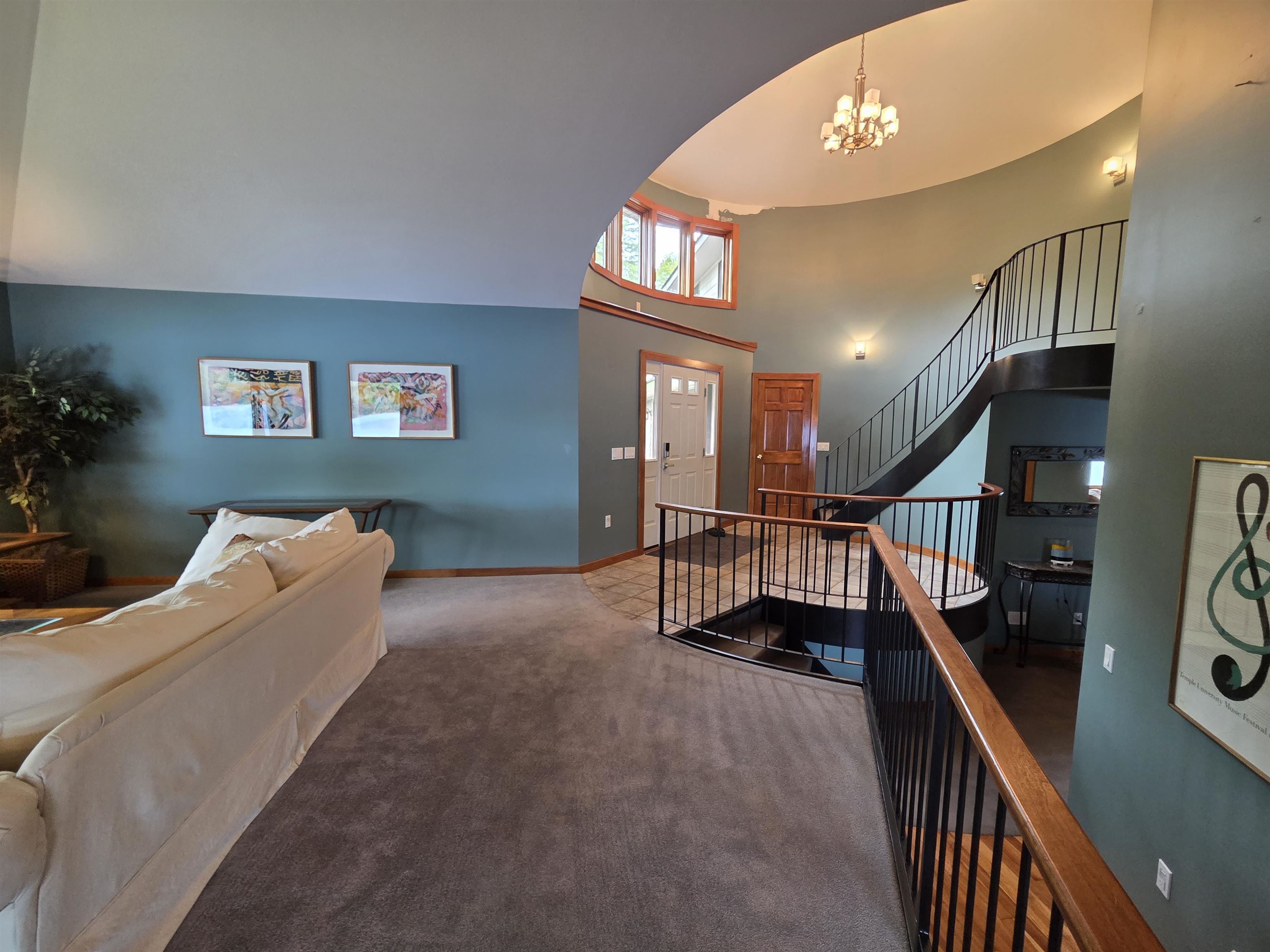 20 Bonardi Drive Property Photo 7