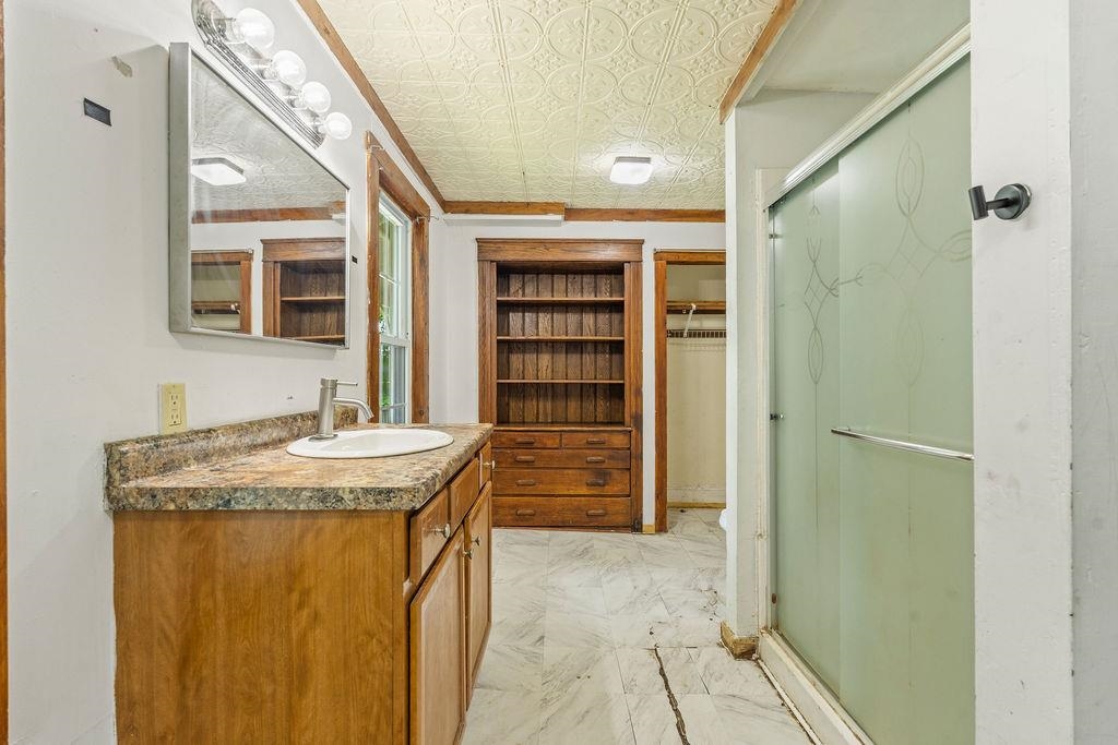 1 Summer Street Property Photo 11