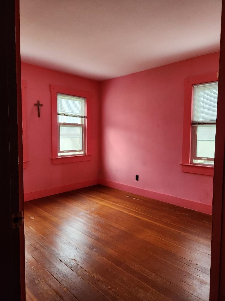 81 King Street Property Photo 10