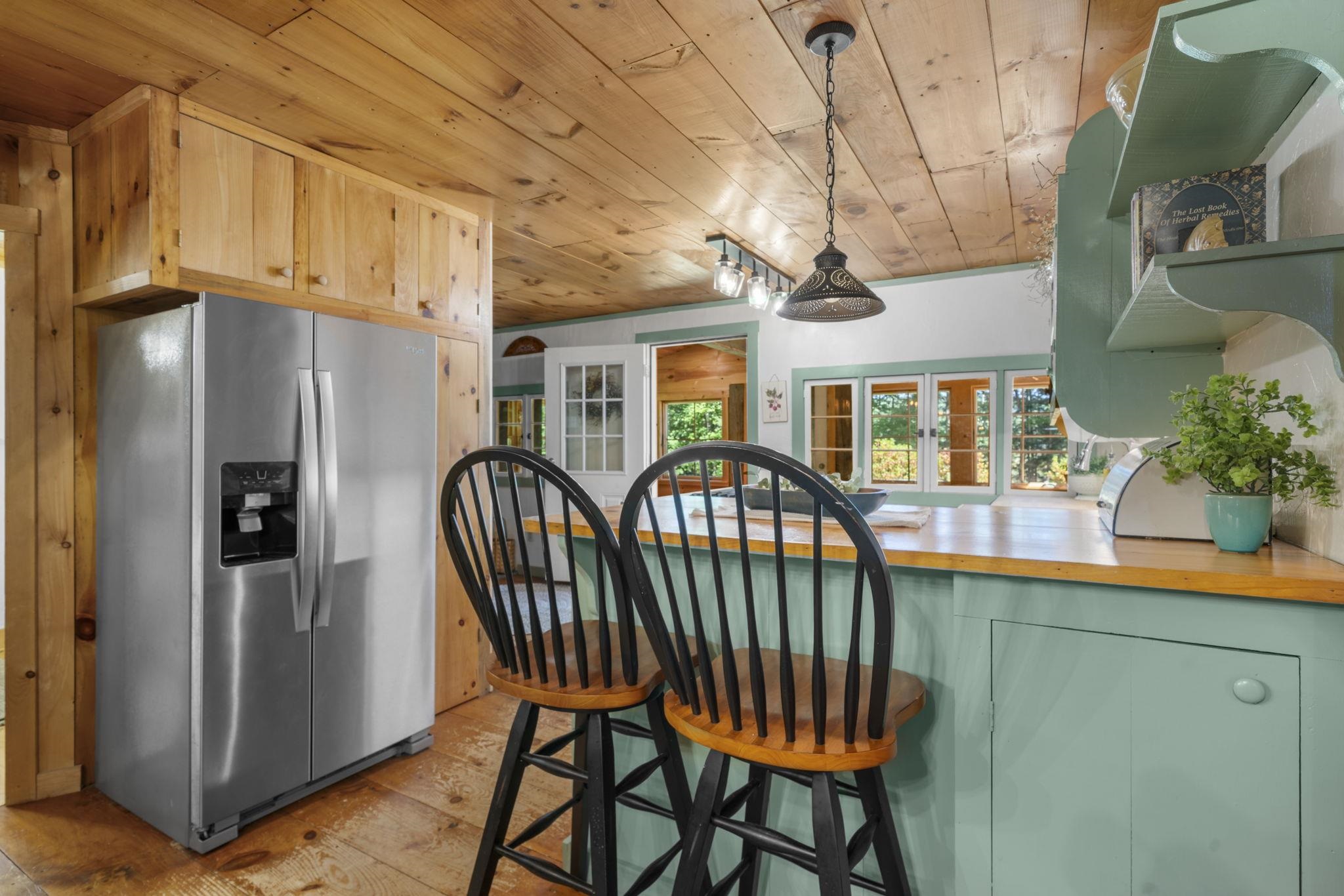 756 Bog Road Property Photo 10