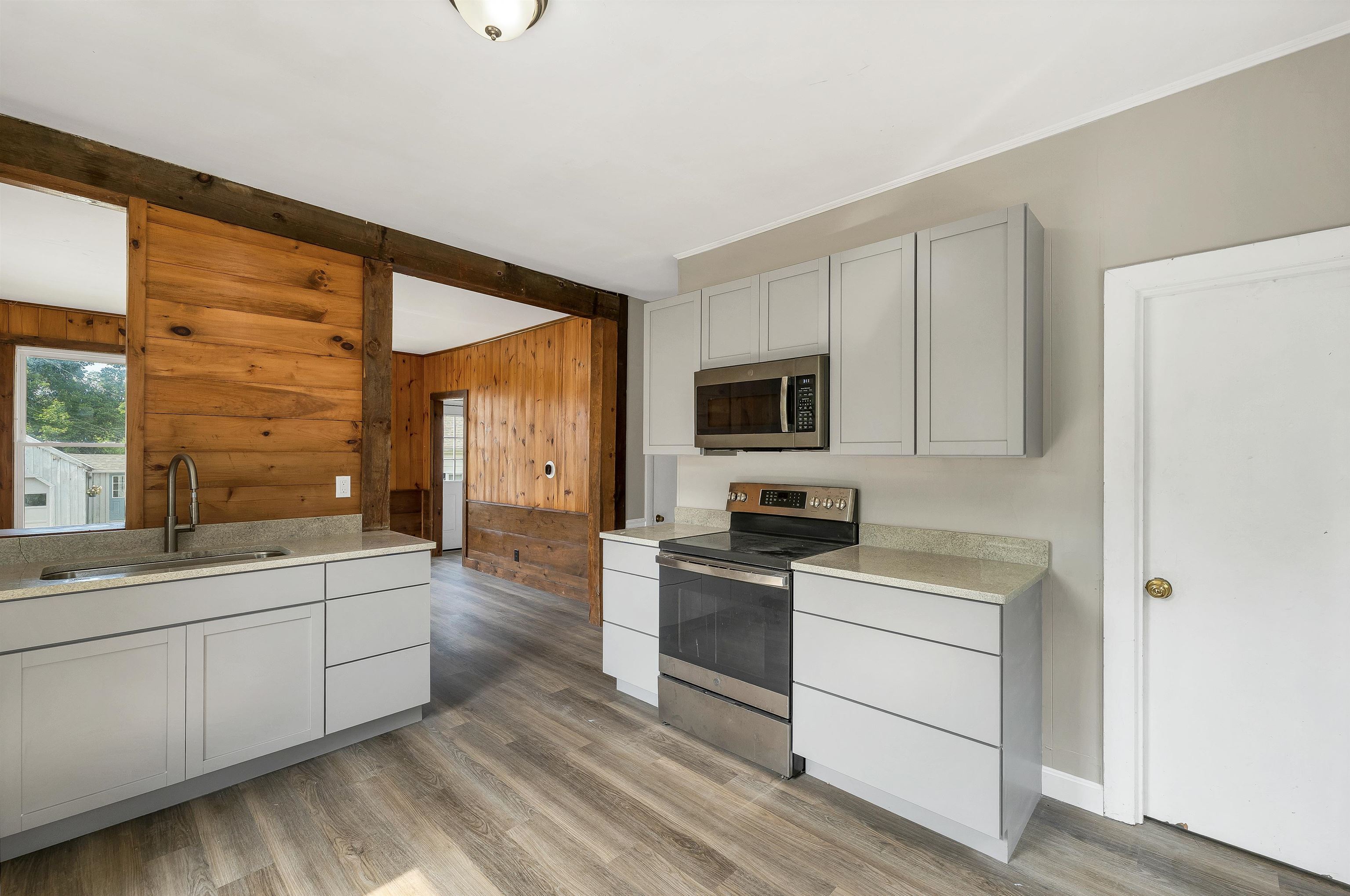 9 Franklin Street Property Photo 4