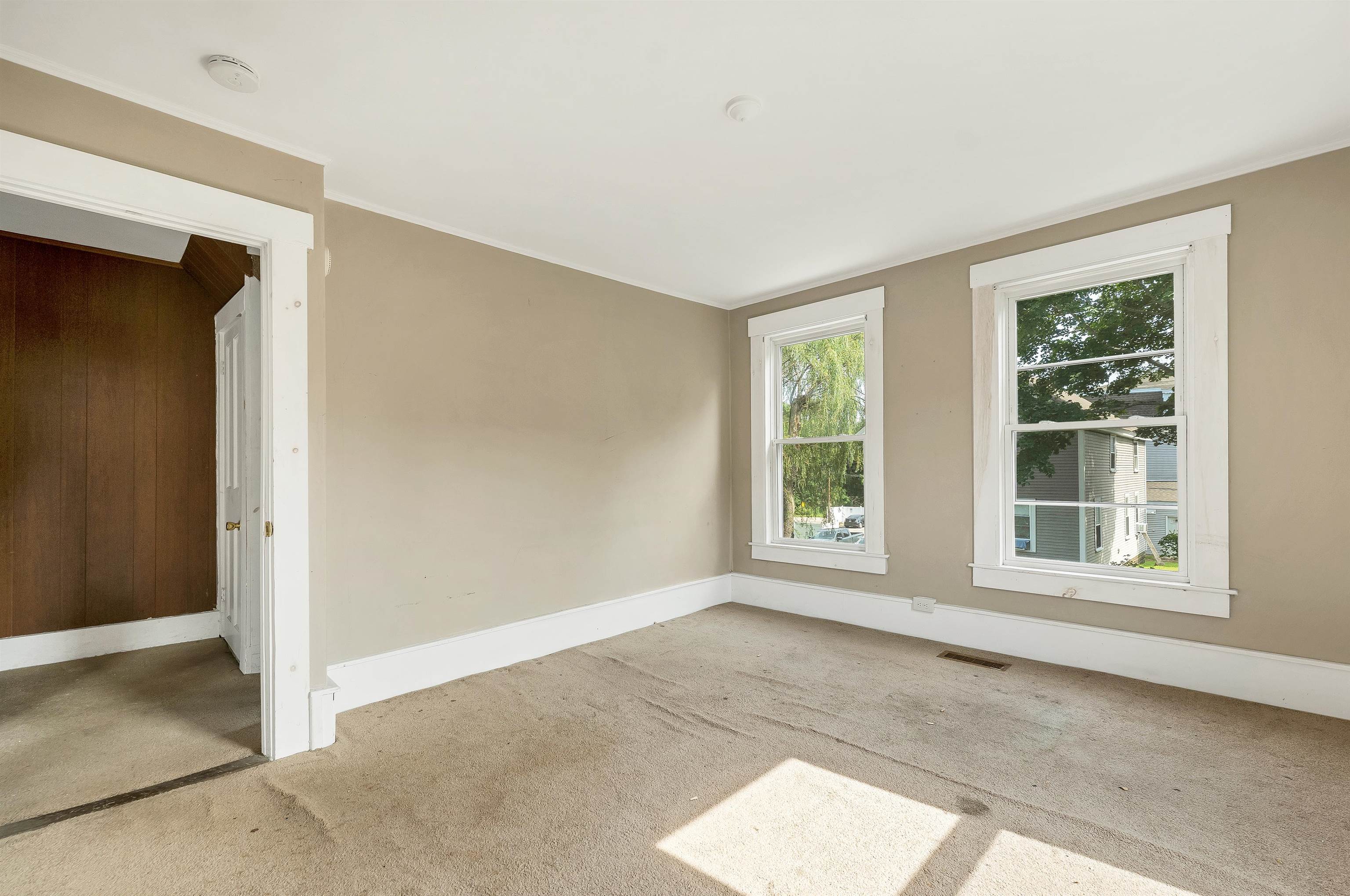 9 Franklin Street Property Photo 11