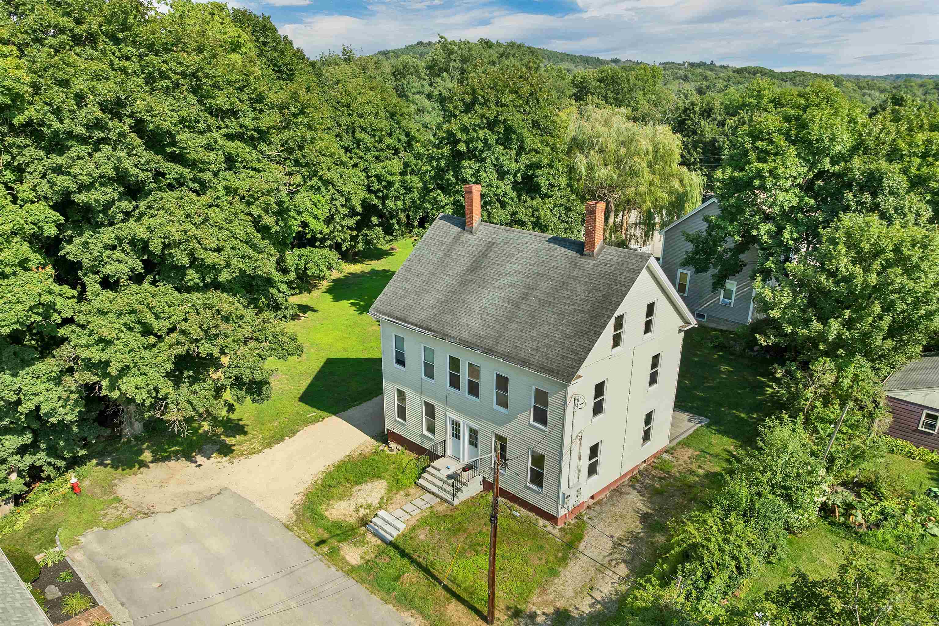 9 Franklin Street Property Photo 39