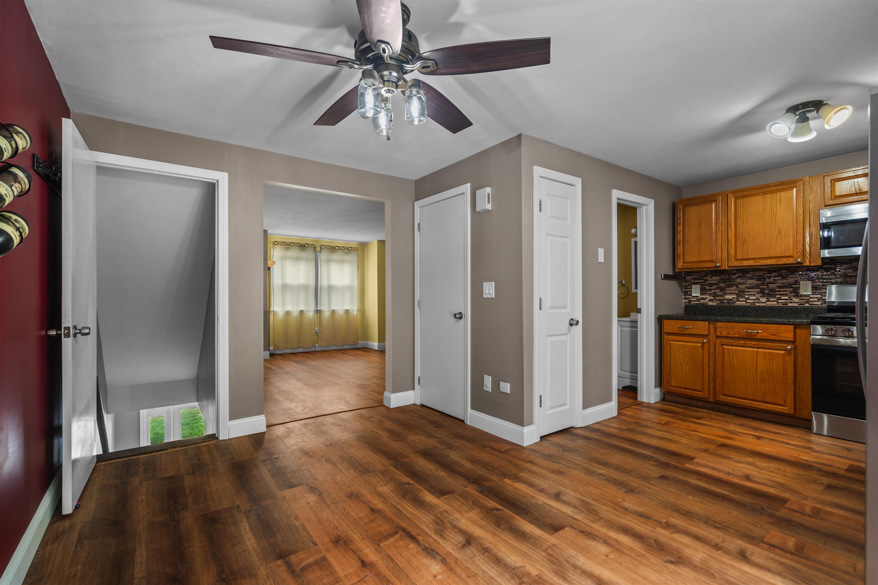 15 Valley Lane Property Photo 5