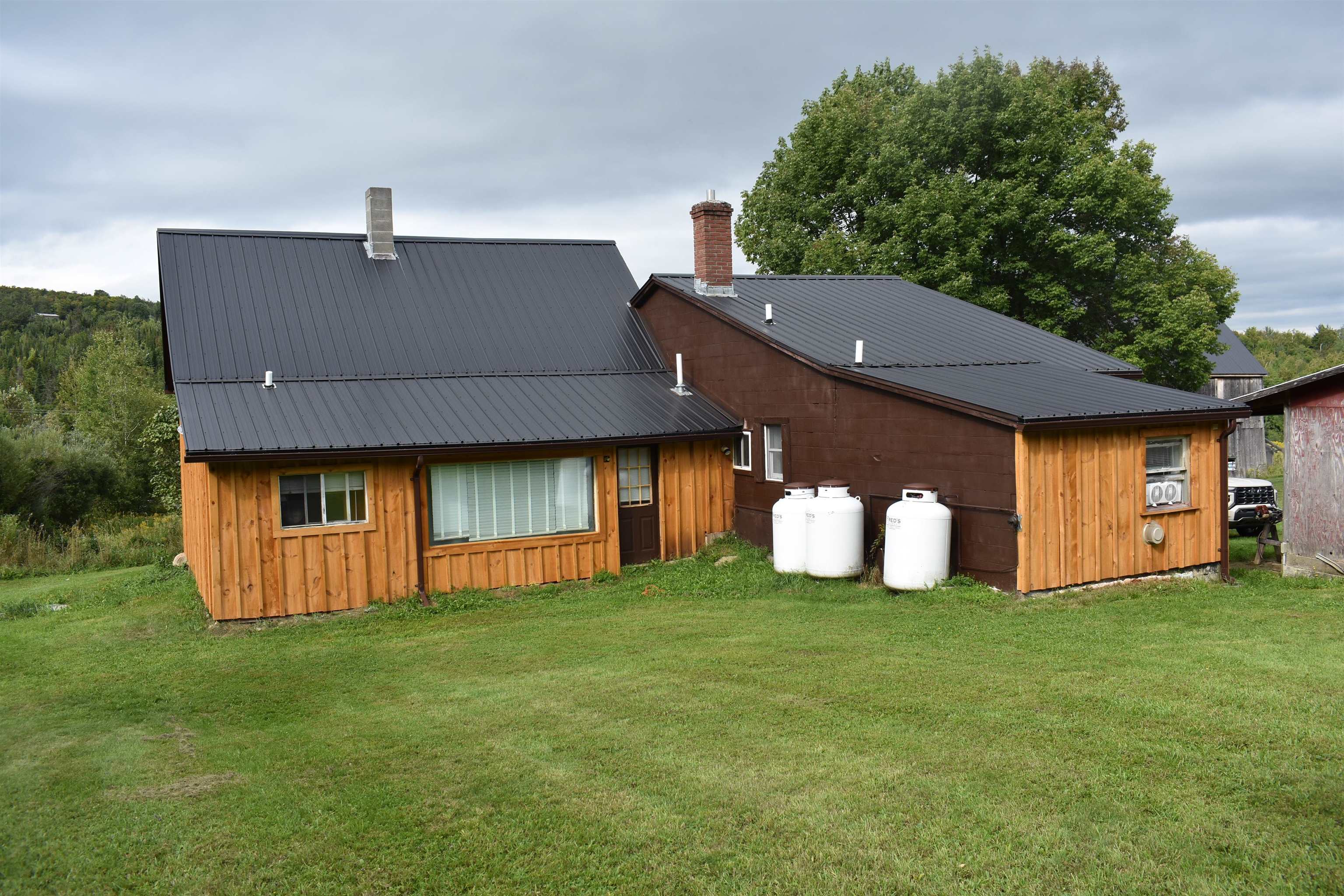 2689 Vermont Route 58 W Property Photo 4