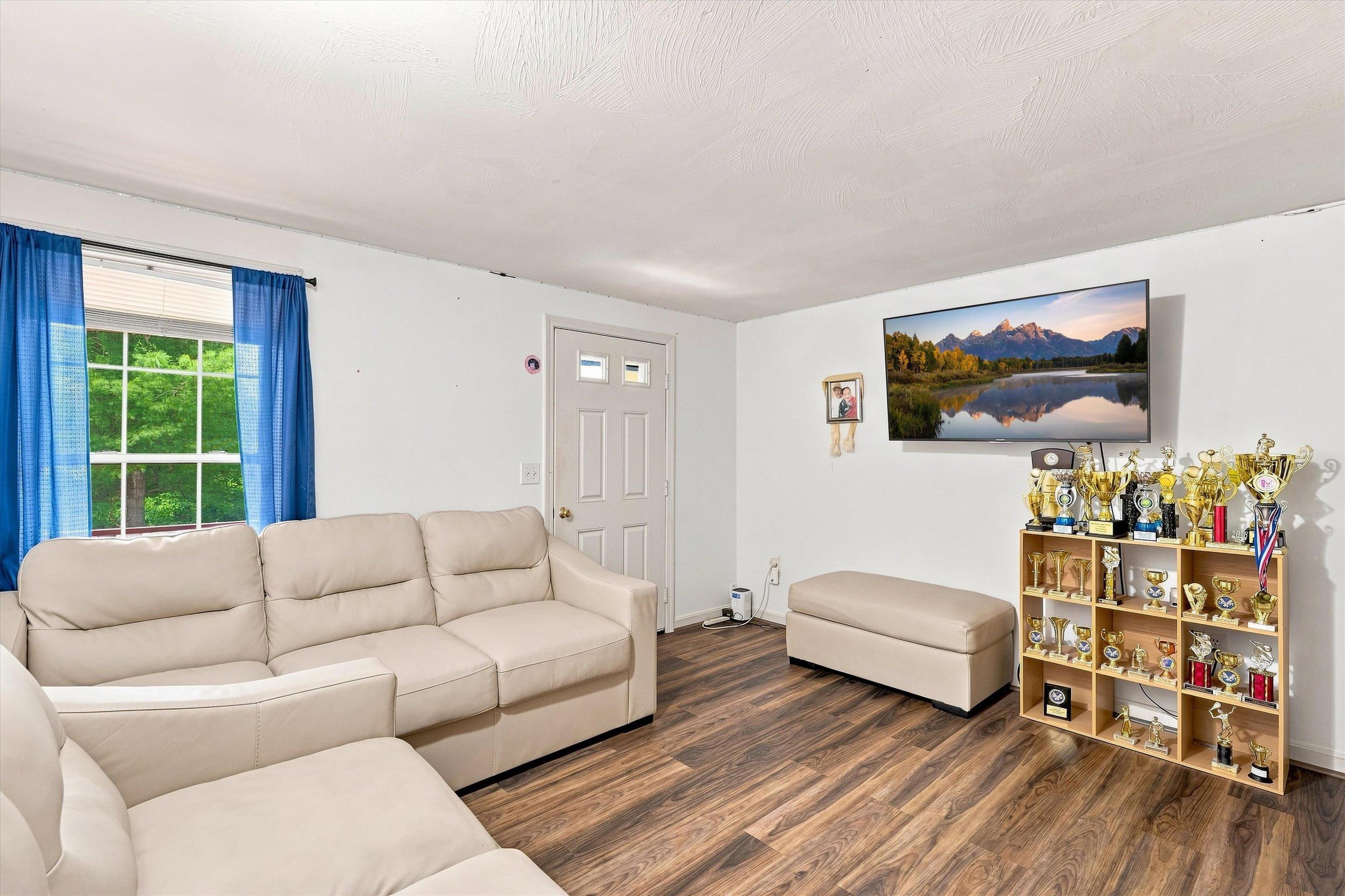 144 Whittington Street Property Photo 9