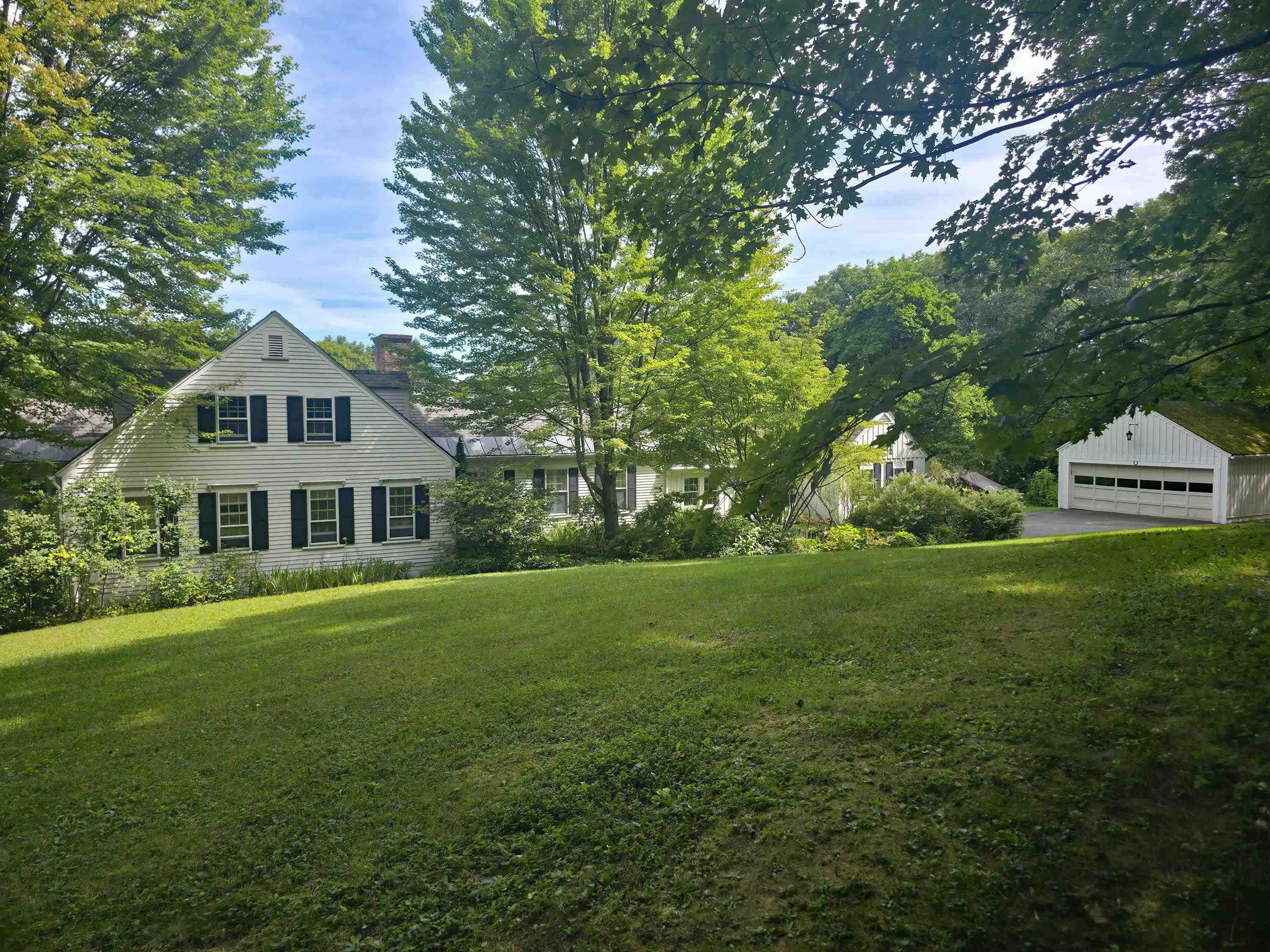 350 West Hill Road Property Photo 1