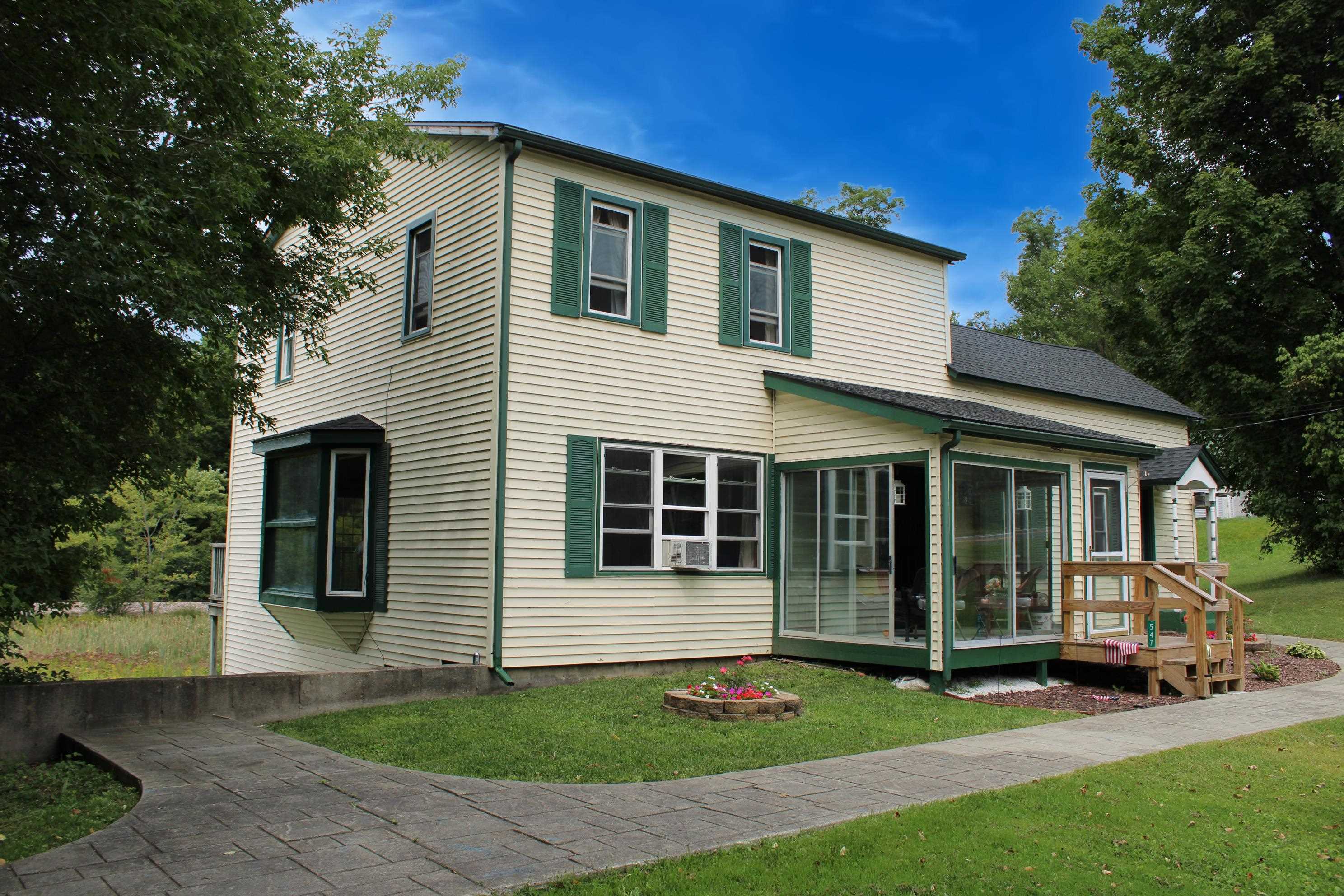 547 N. Main Street Property Photo 1