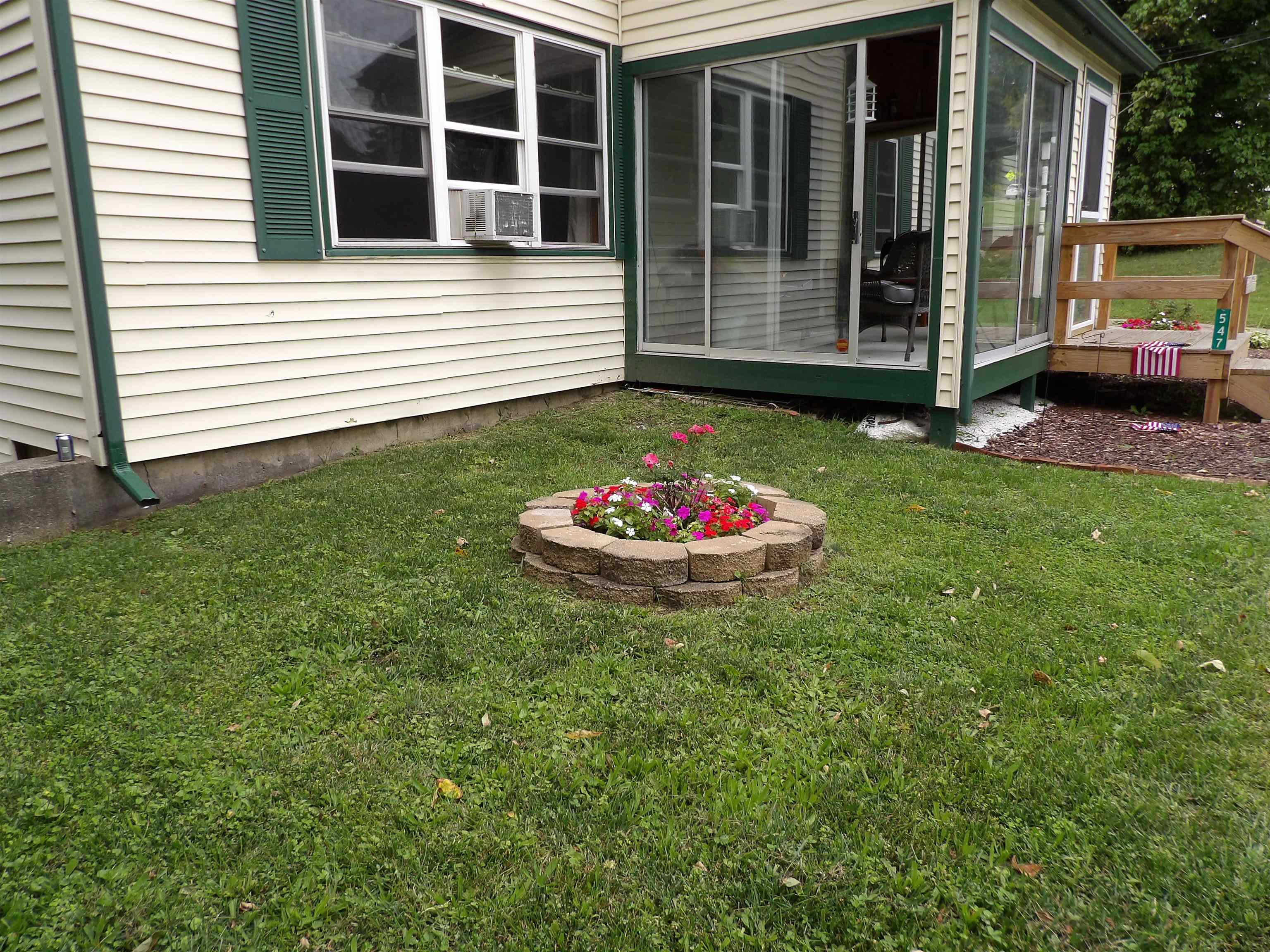 547 N. Main Street Property Photo 9
