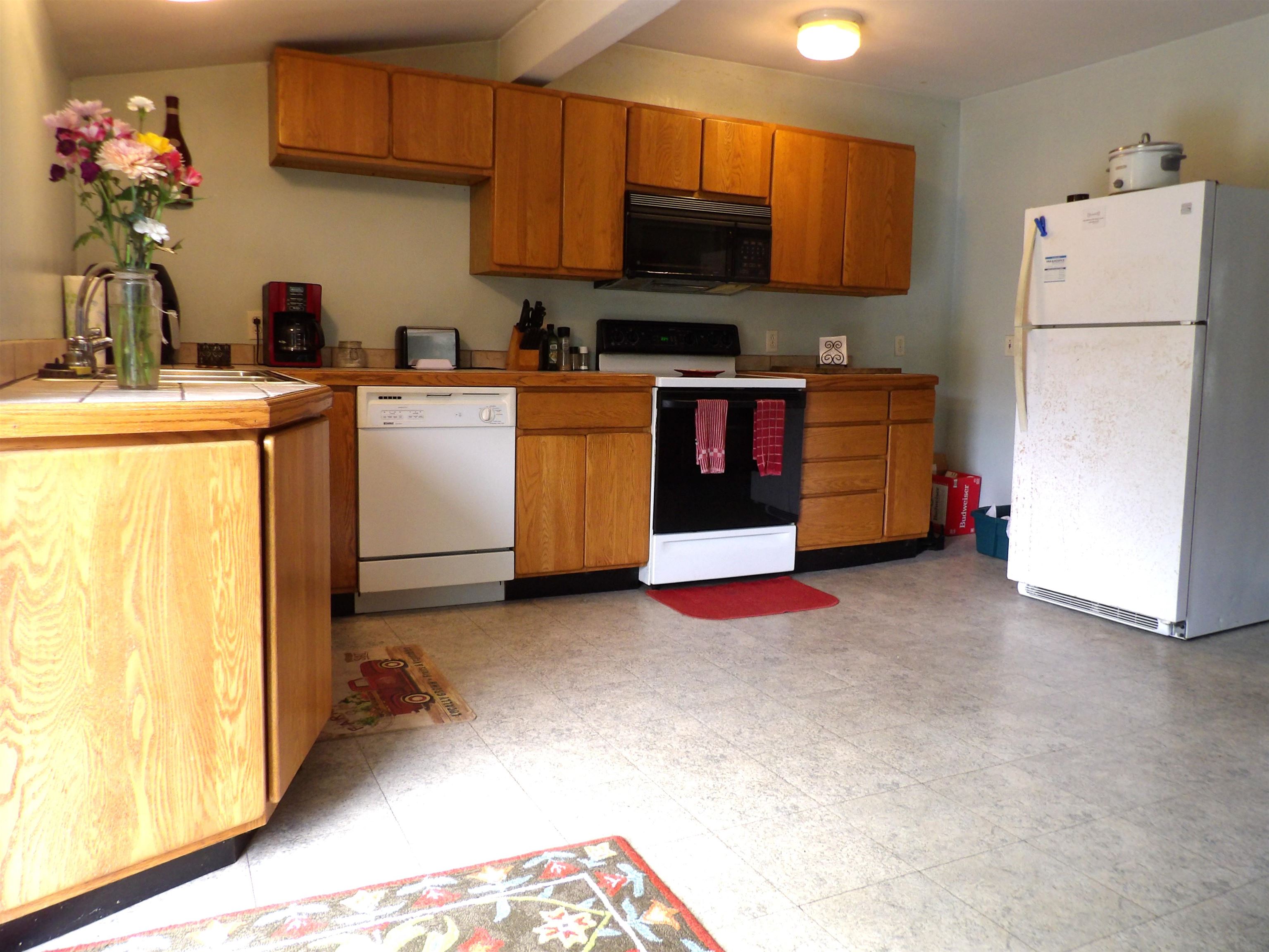 547 N. Main Street Property Photo 21
