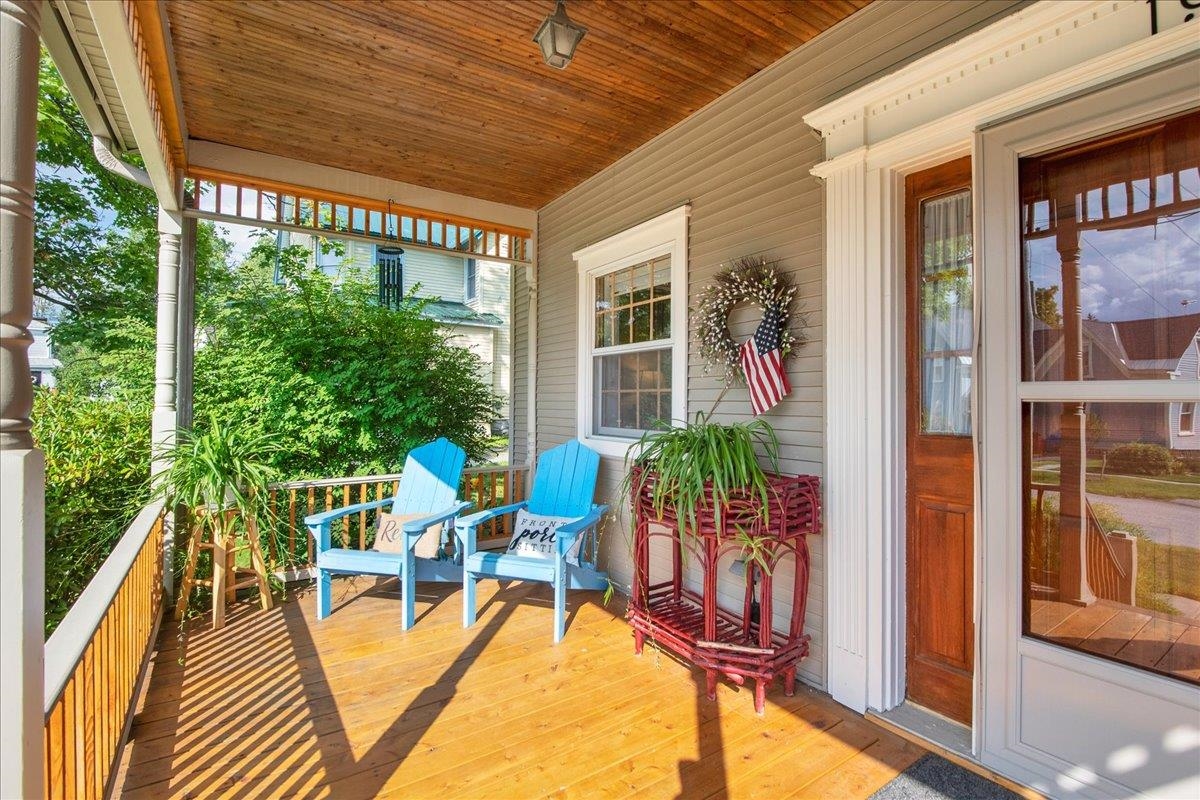 19 Brown Avenue Property Photo 4