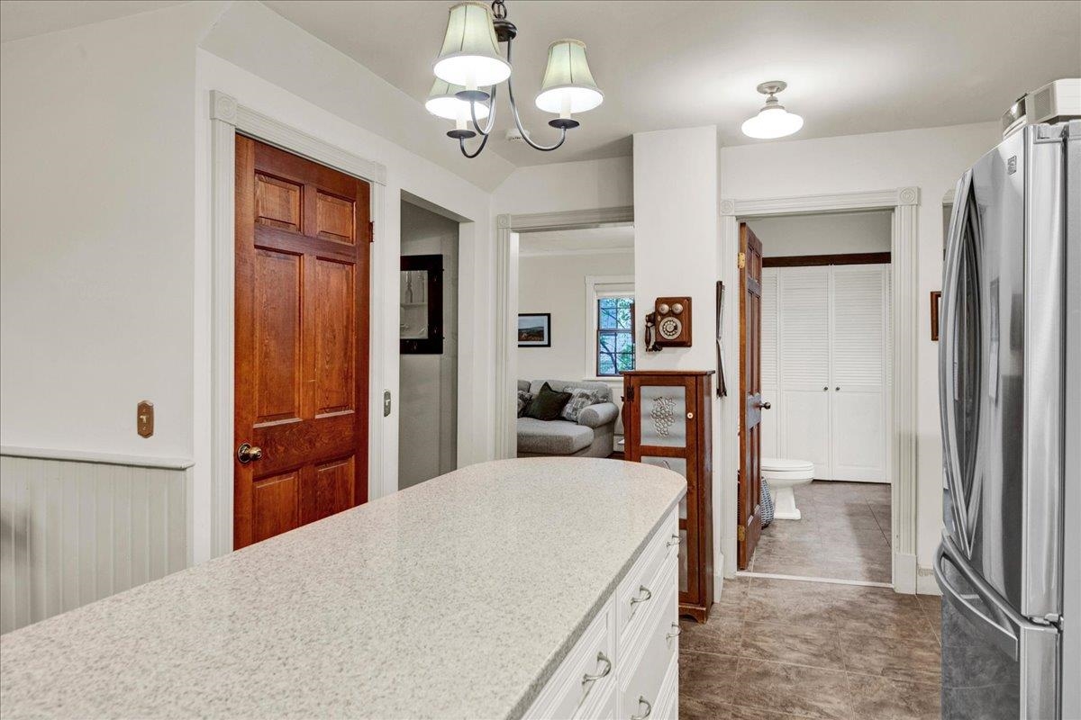 19 Brown Avenue Property Photo 9