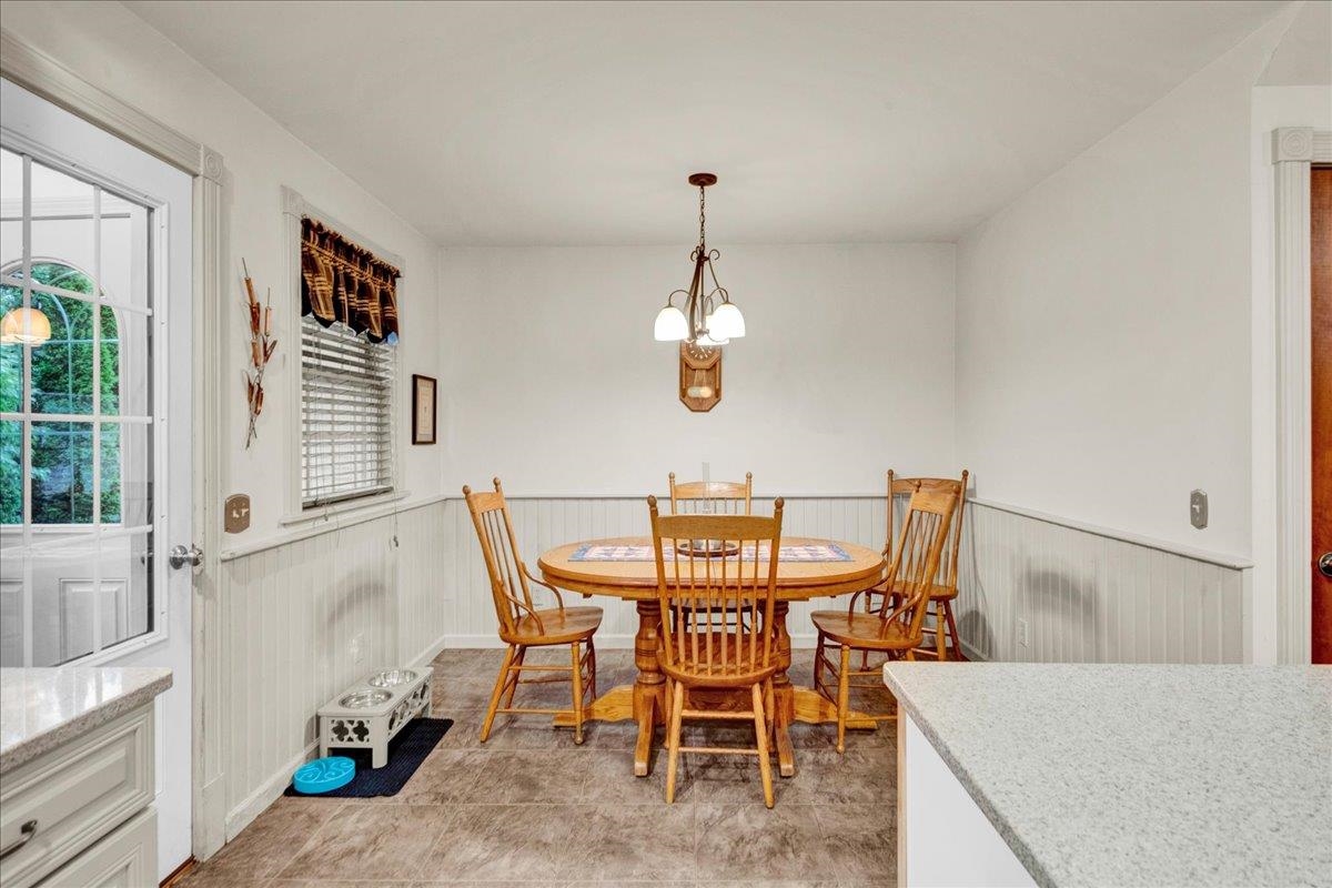 19 Brown Avenue Property Photo 11