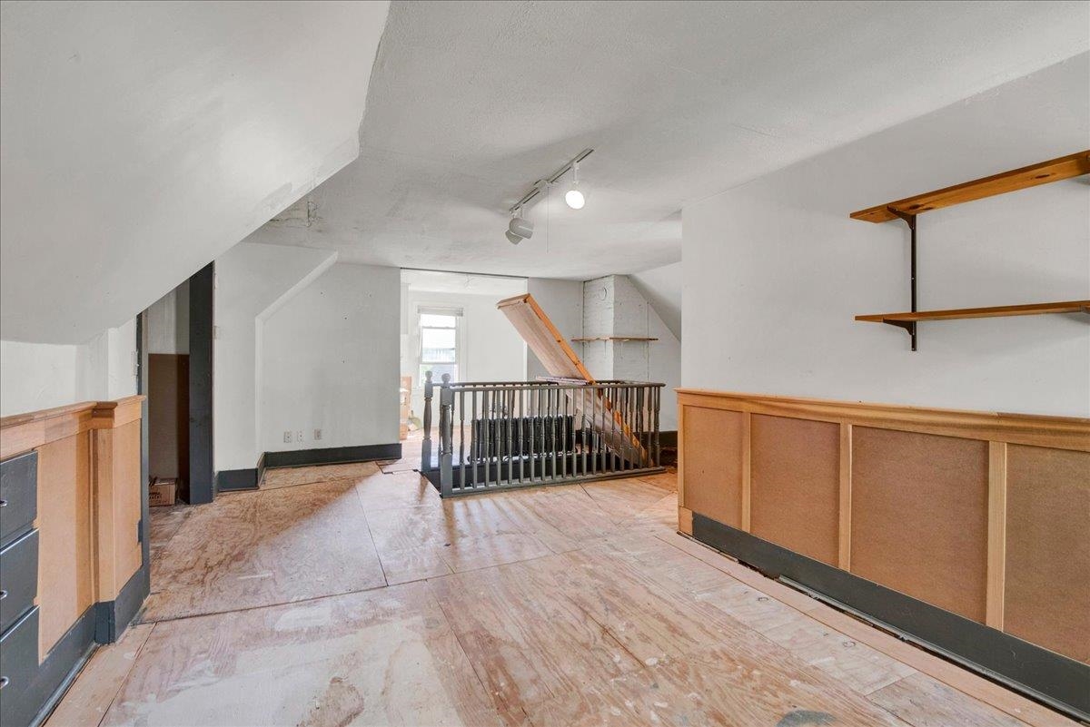 19 Brown Avenue Property Photo 44