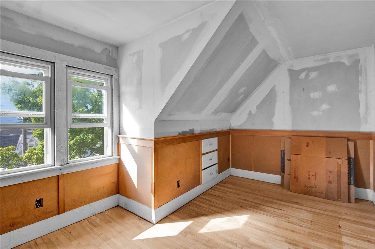 19 Brown Avenue Property Photo 45