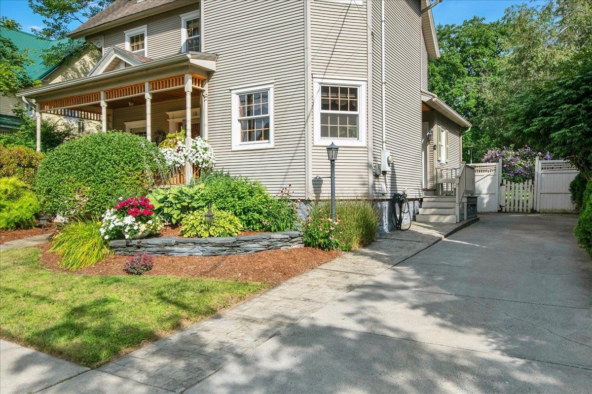 19 Brown Avenue Property Photo 54