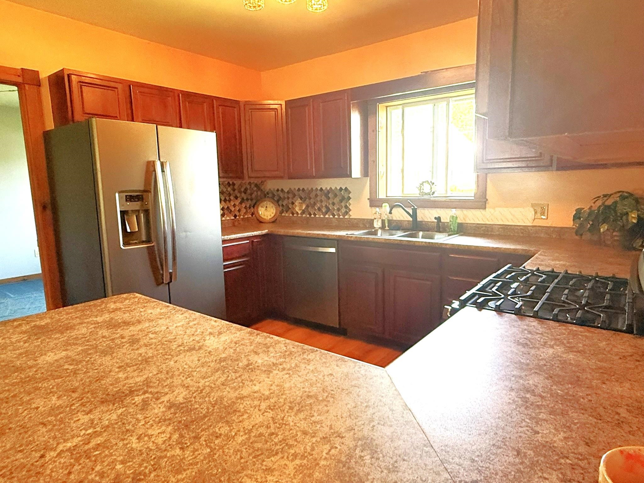 71 Summer Street Property Photo 3
