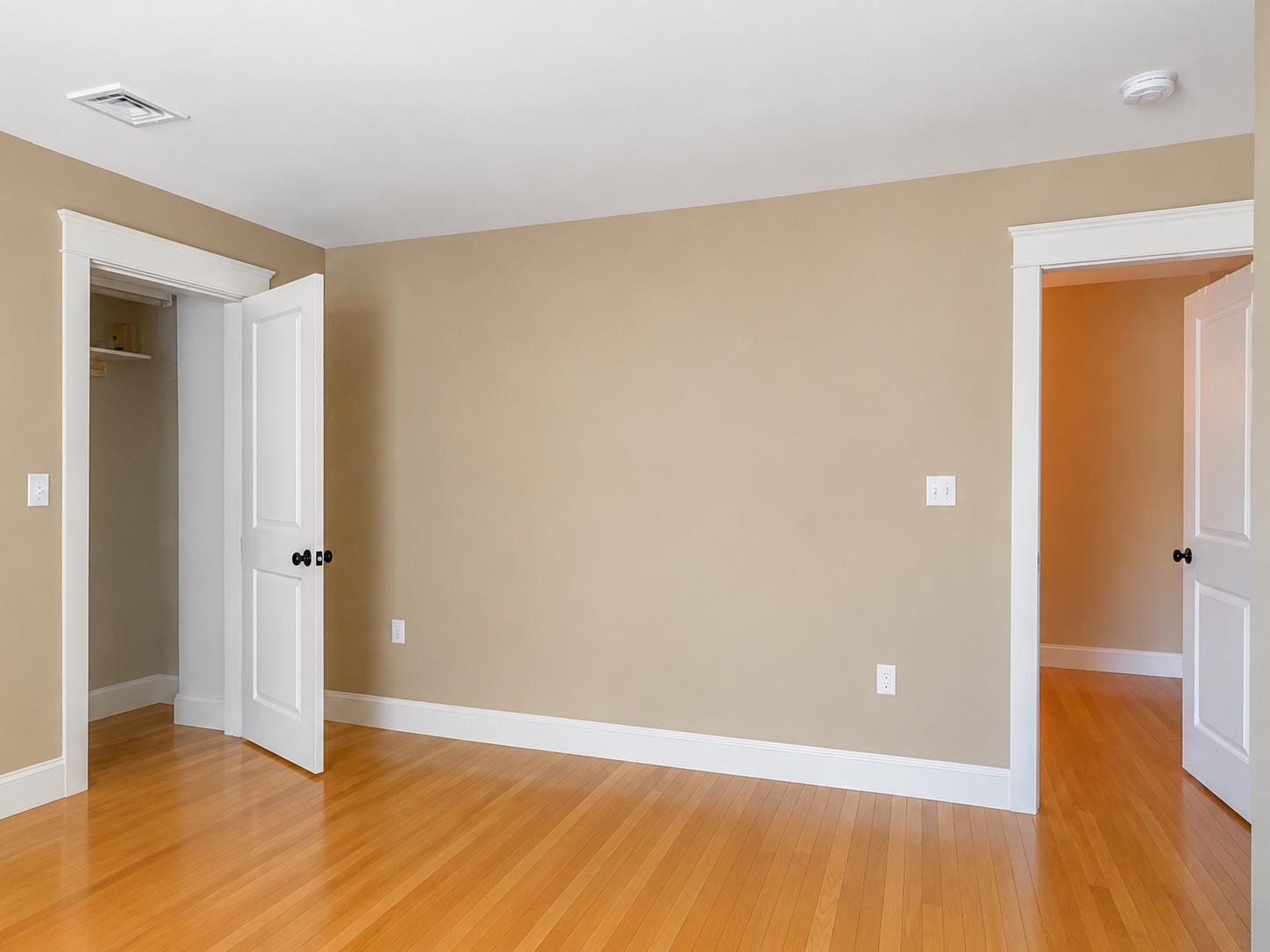 198 Islington Street Property Photo 18