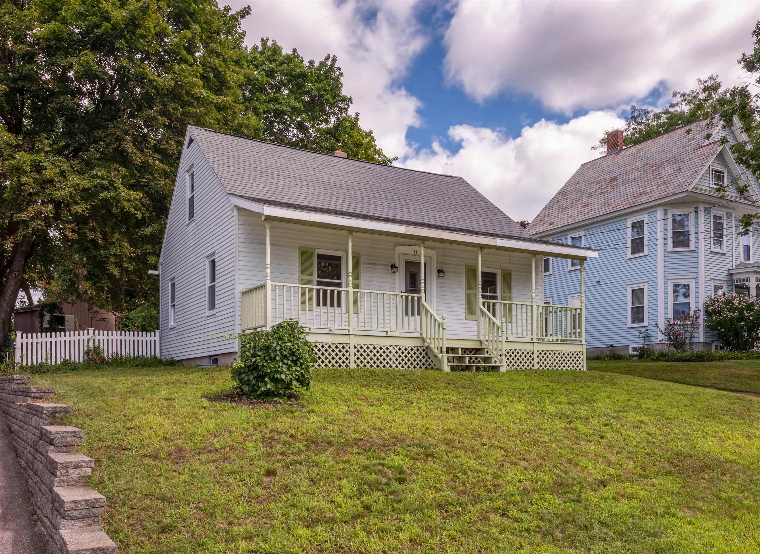 33 Charlotte Avenue Property Photo 1