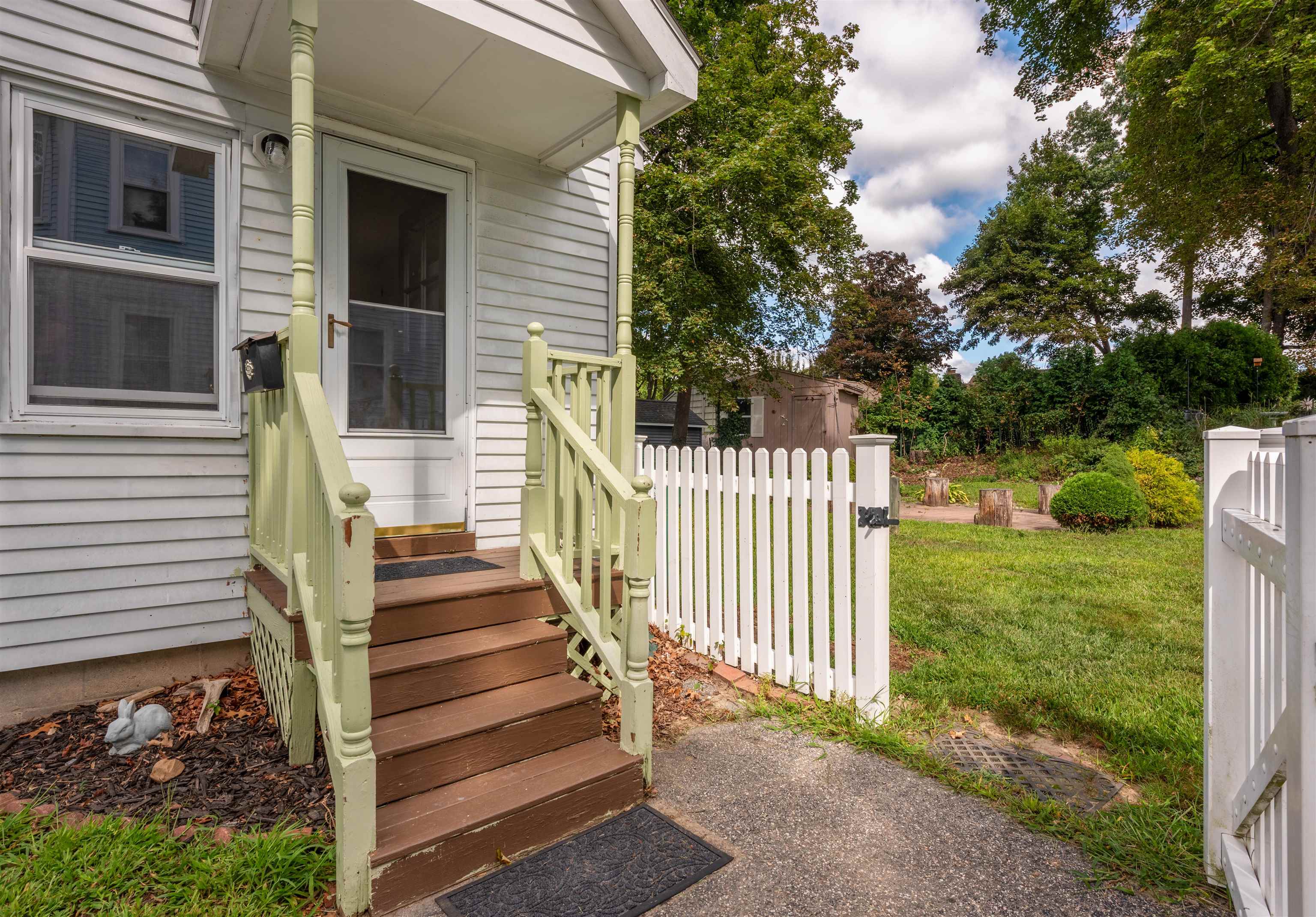 33 Charlotte Avenue Property Photo 5