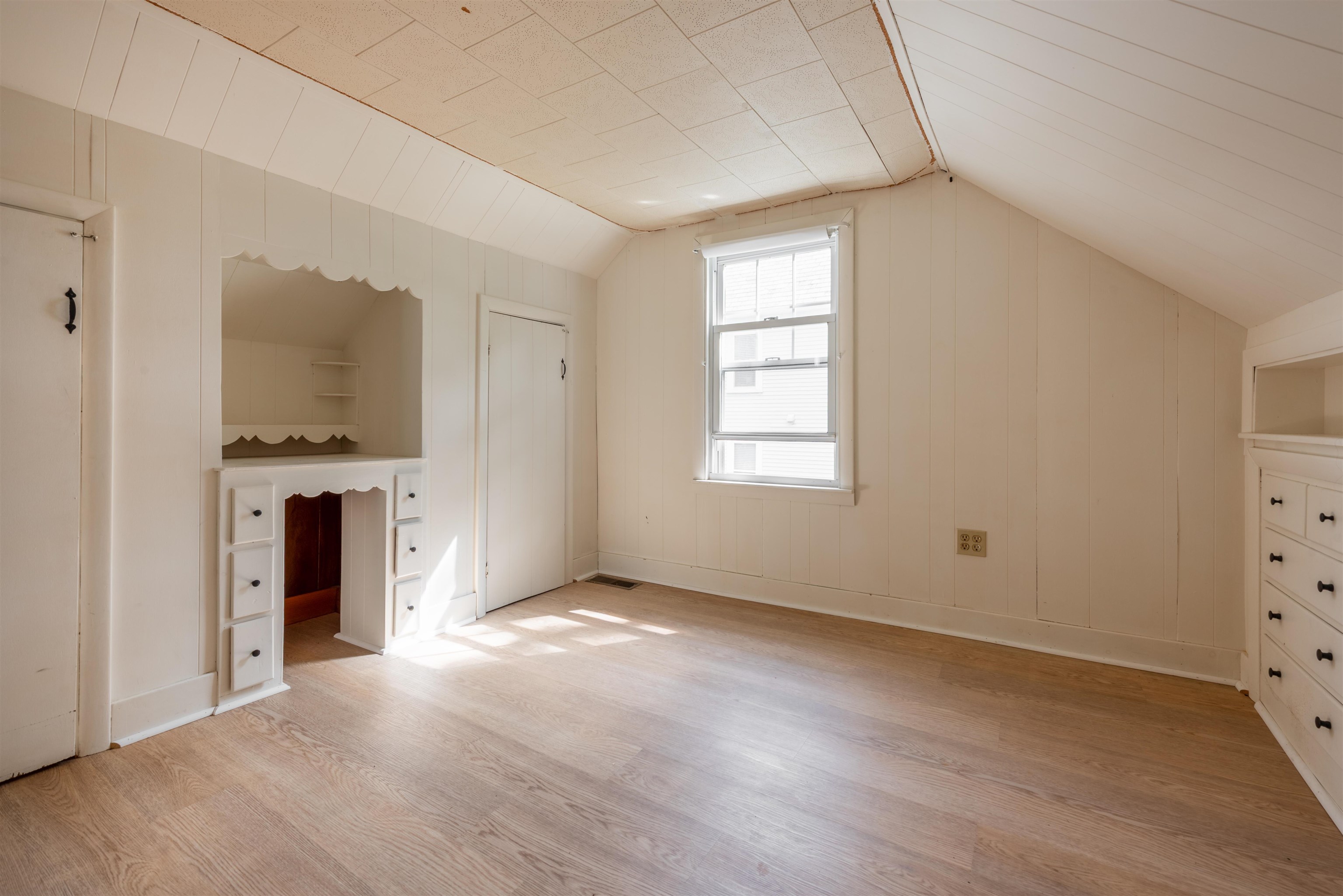33 Charlotte Avenue Property Photo 19