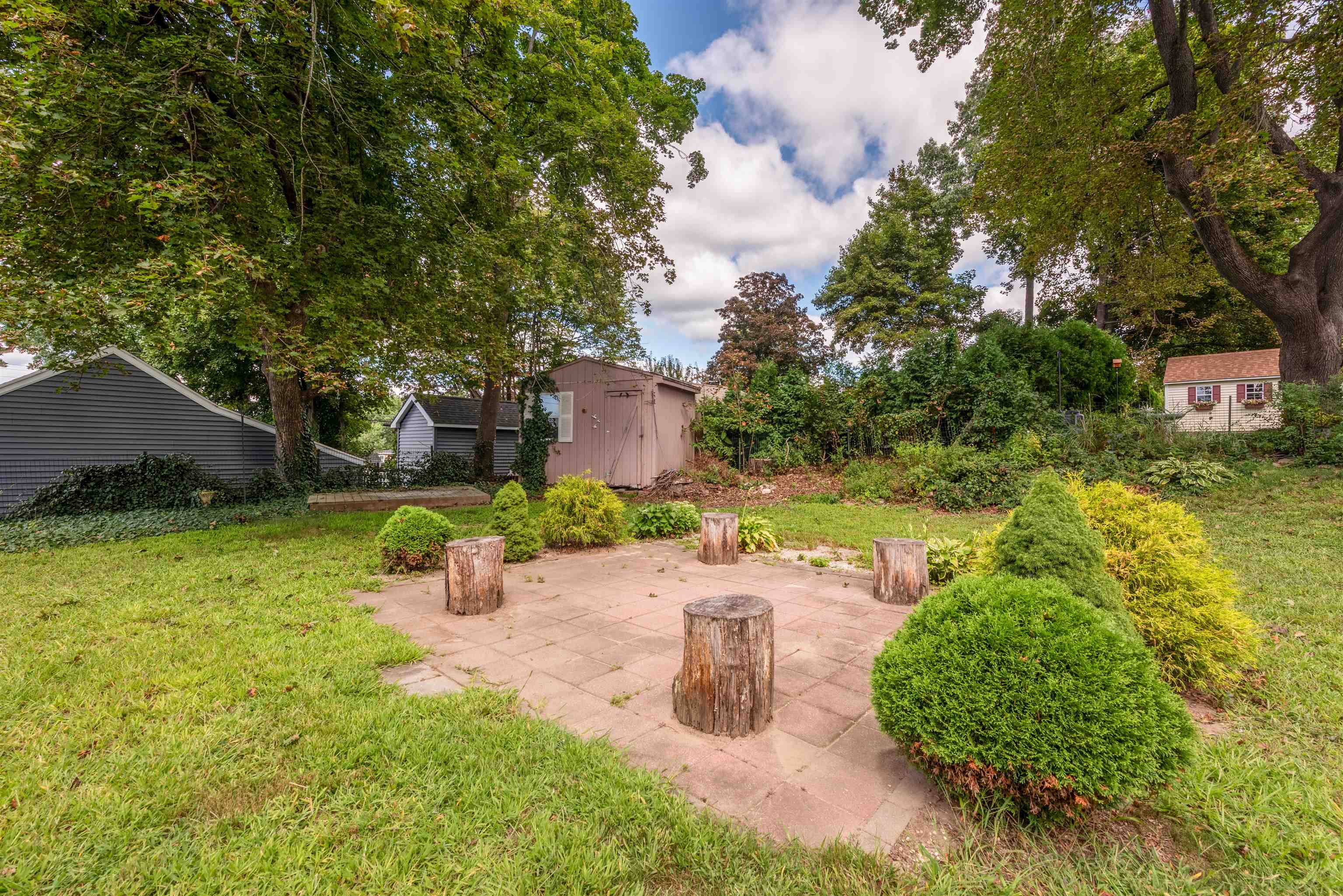 33 Charlotte Avenue Property Photo 21