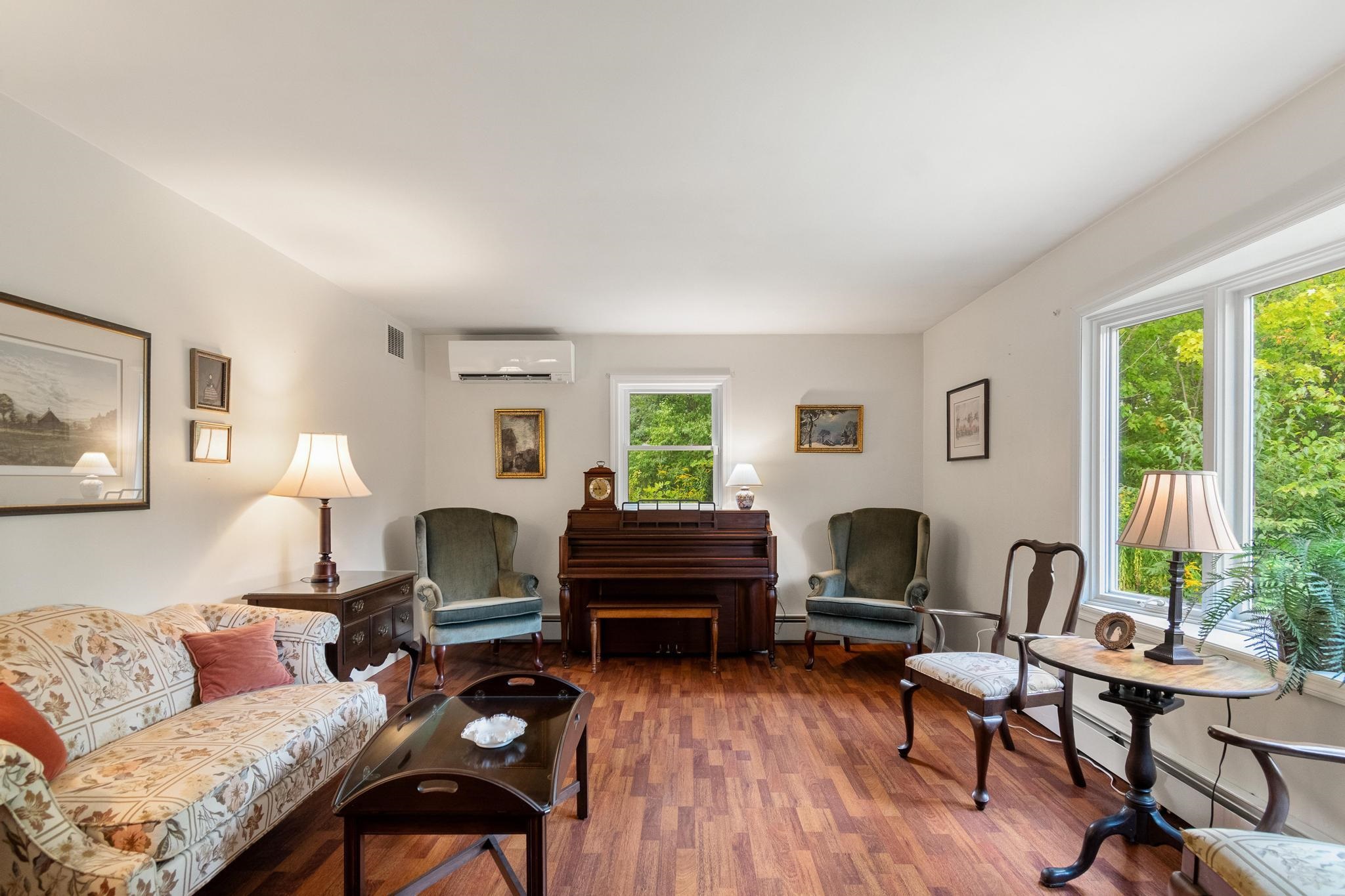 1402 French Hill Road Property Photo 4