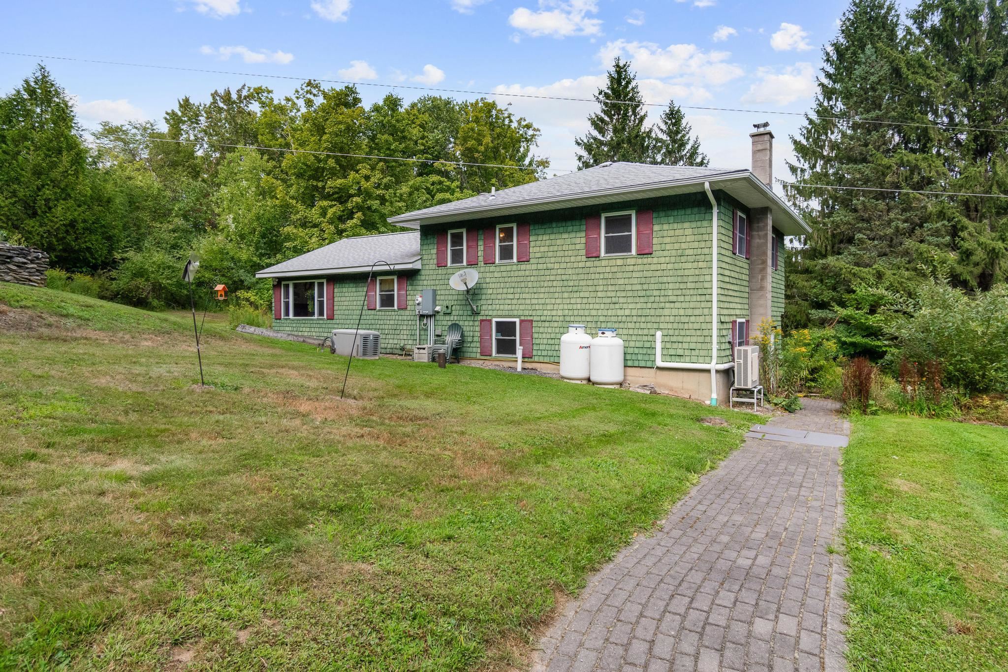 1402 French Hill Road Property Photo 46