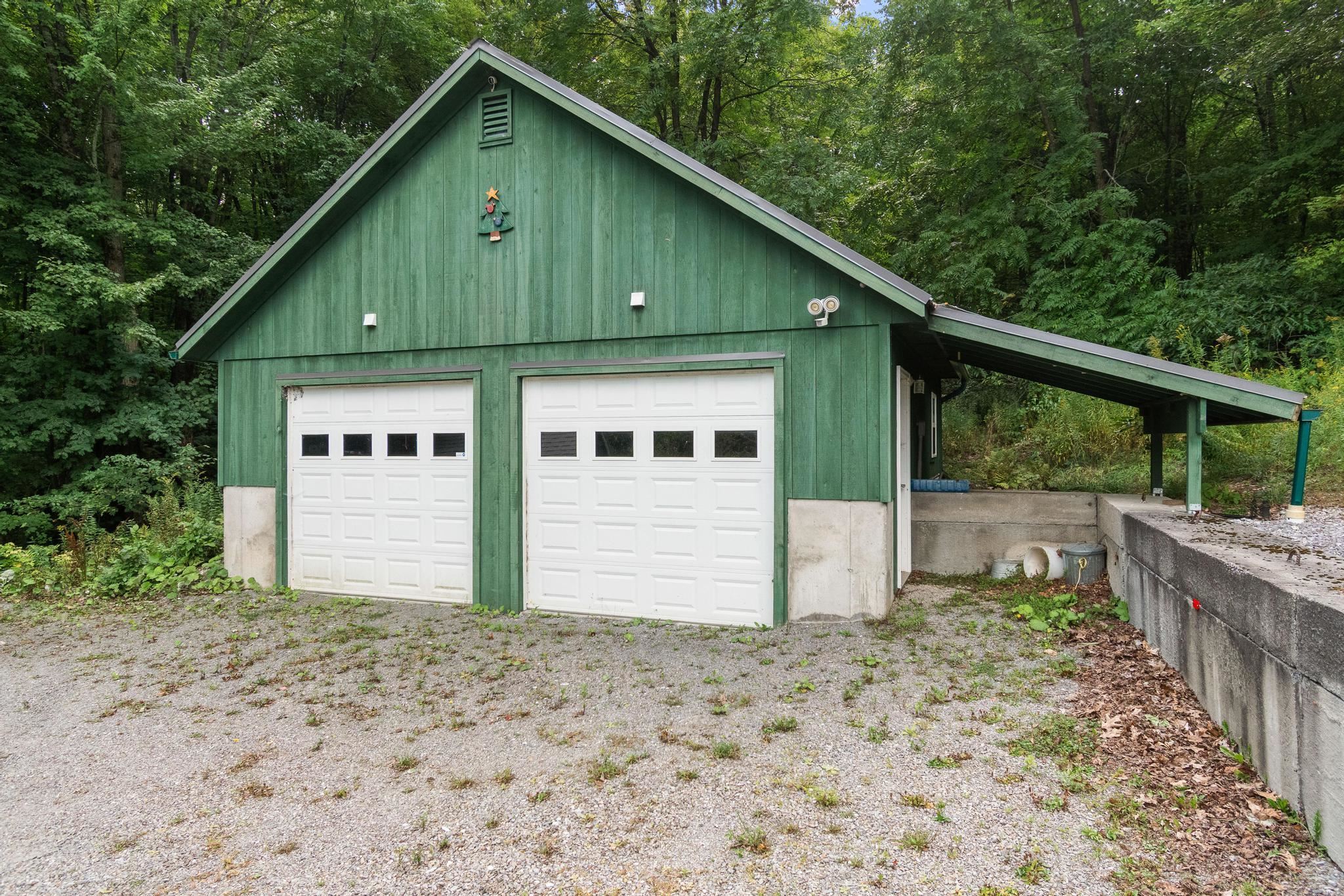 1402 French Hill Road Property Photo 49
