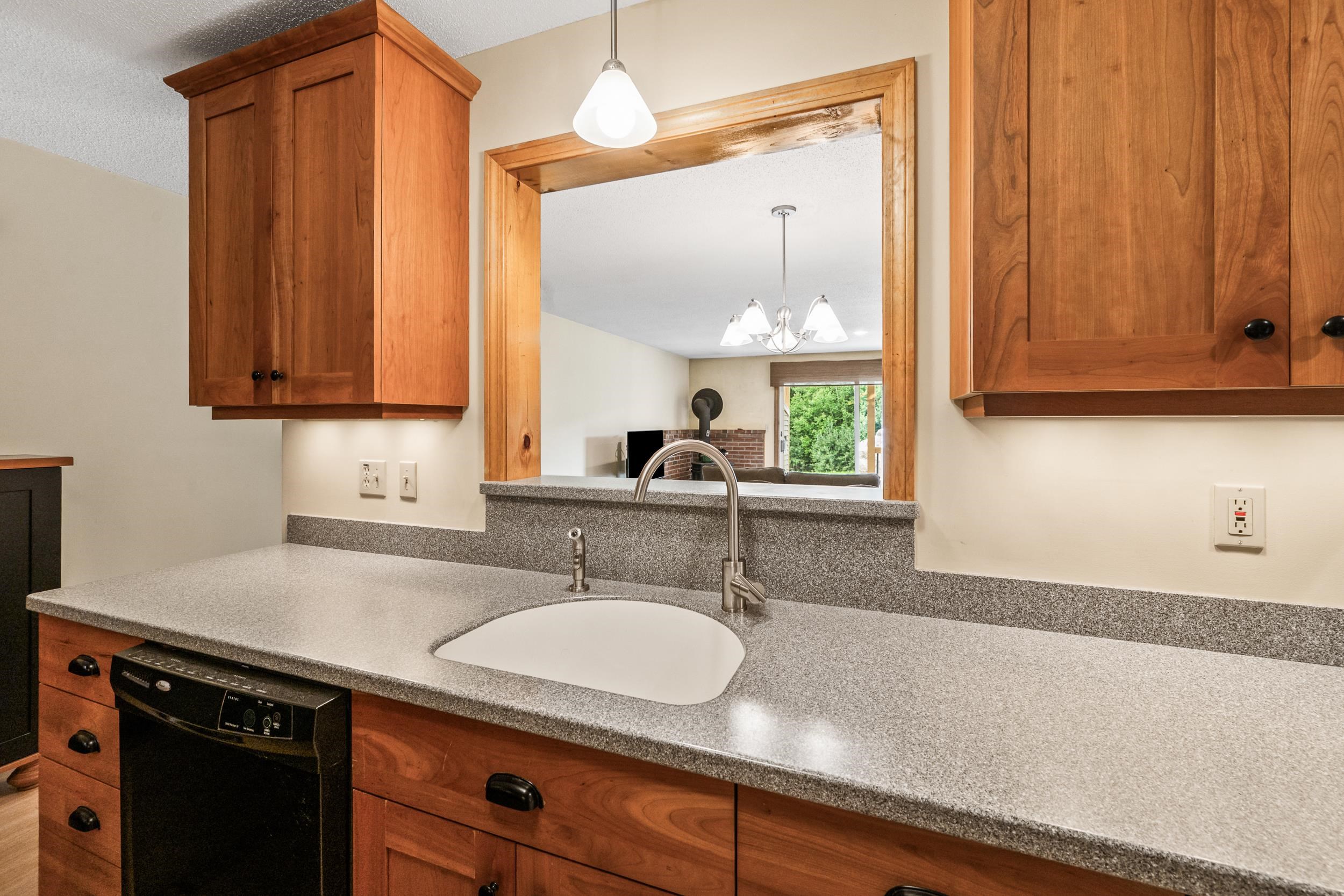 56 Northbrook Circle Property Photo 7