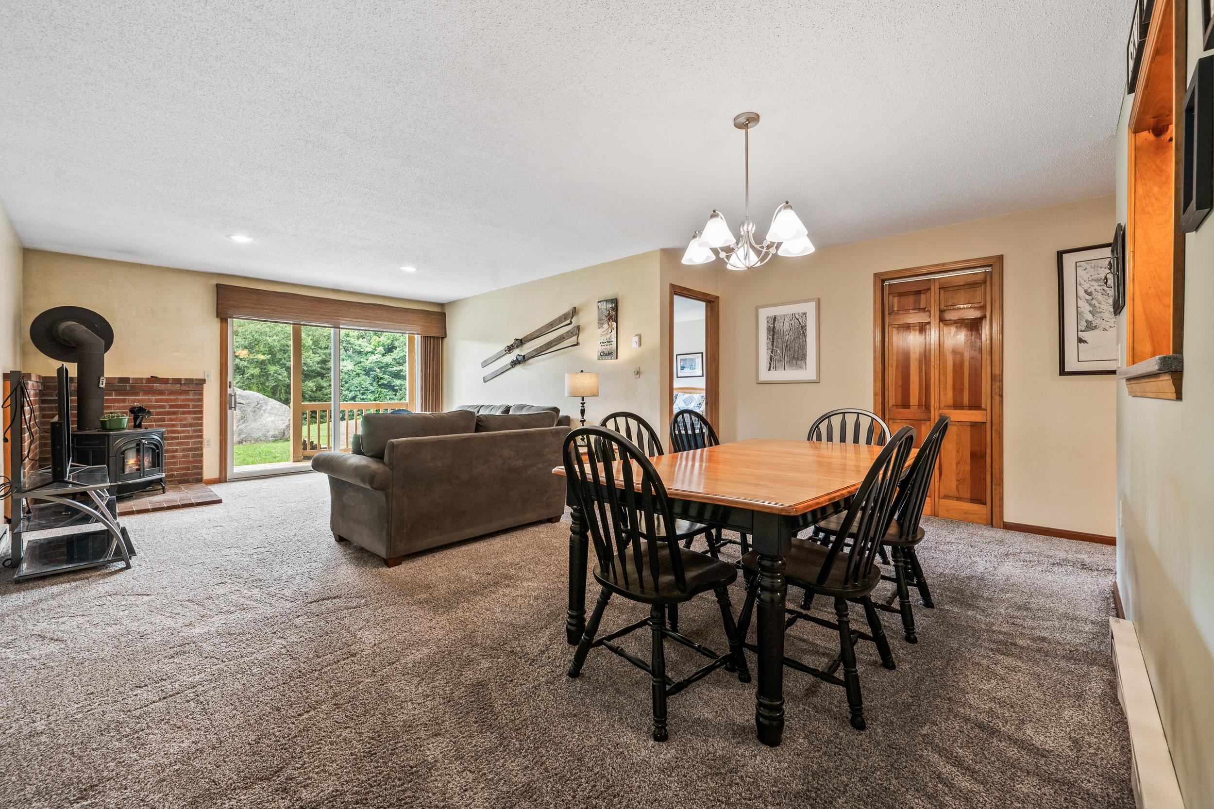 56 Northbrook Circle Property Photo 13