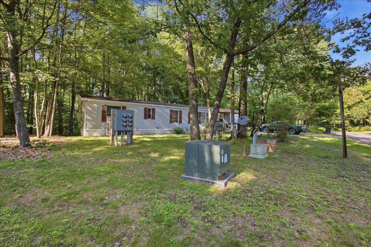 48 Lexington Road Property Photo 3
